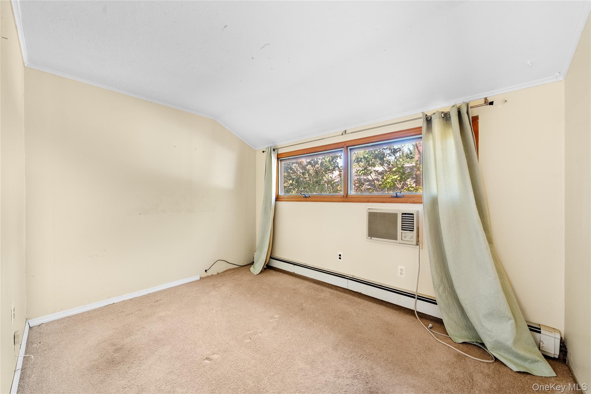 #13 photo, 14 Whitestone Road, サフォーク郡 Sound Beach , NY 11789