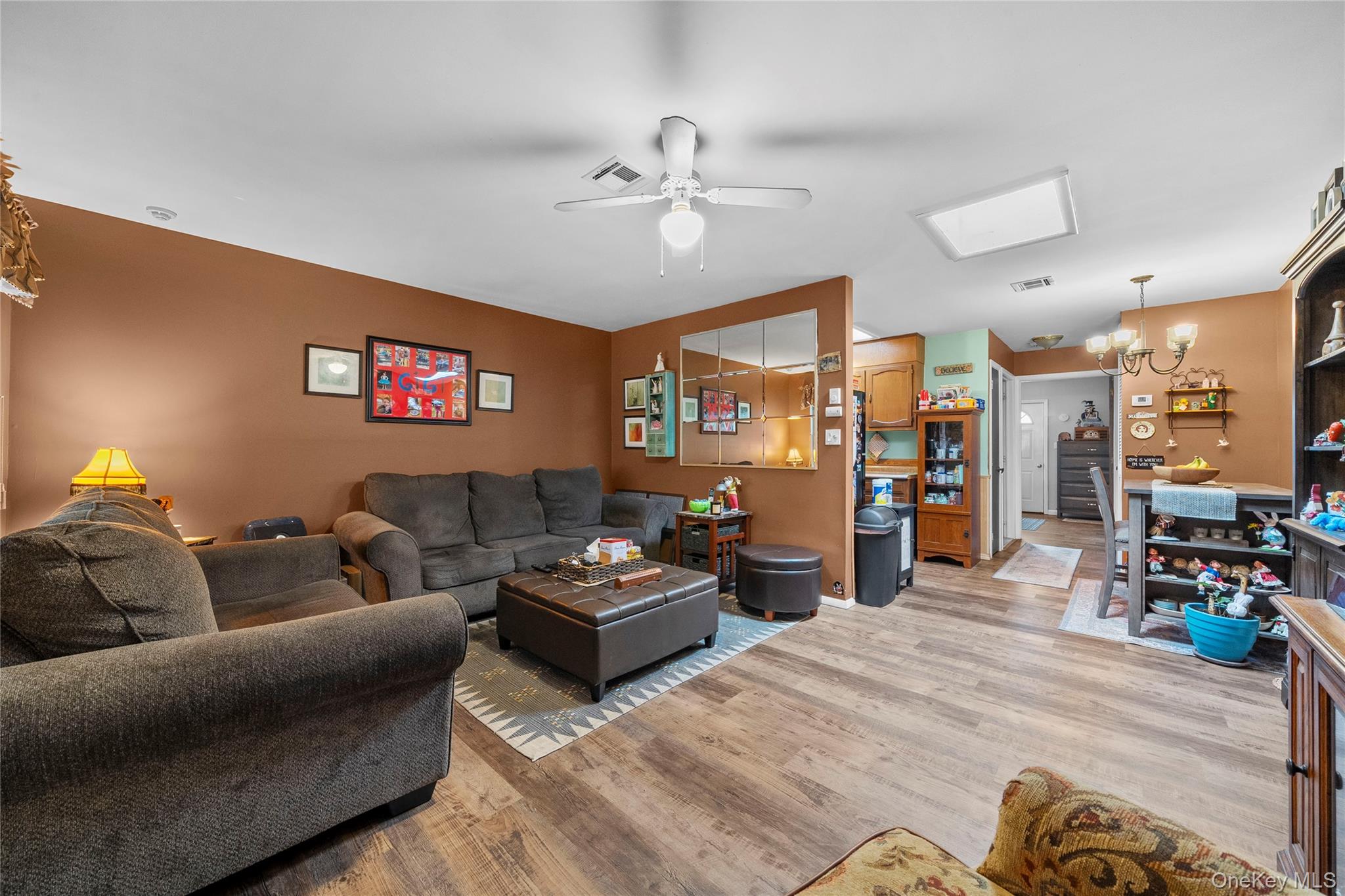 #12 photo, 227 Blackpool Court, サフォーク郡 Ridge , NY 11961