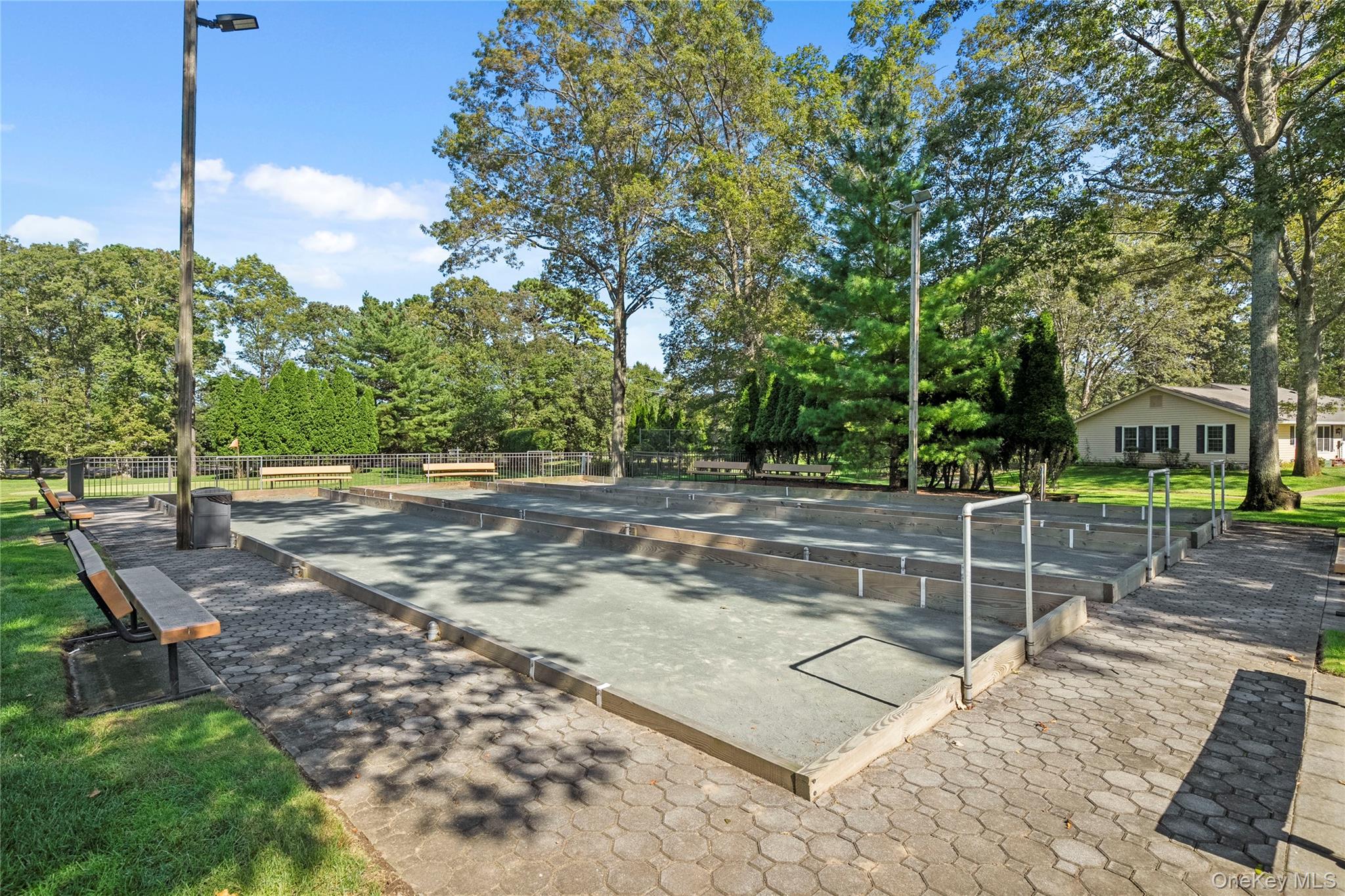 #18 photo, 227 Blackpool Court, サフォーク郡 Ridge , NY 11961