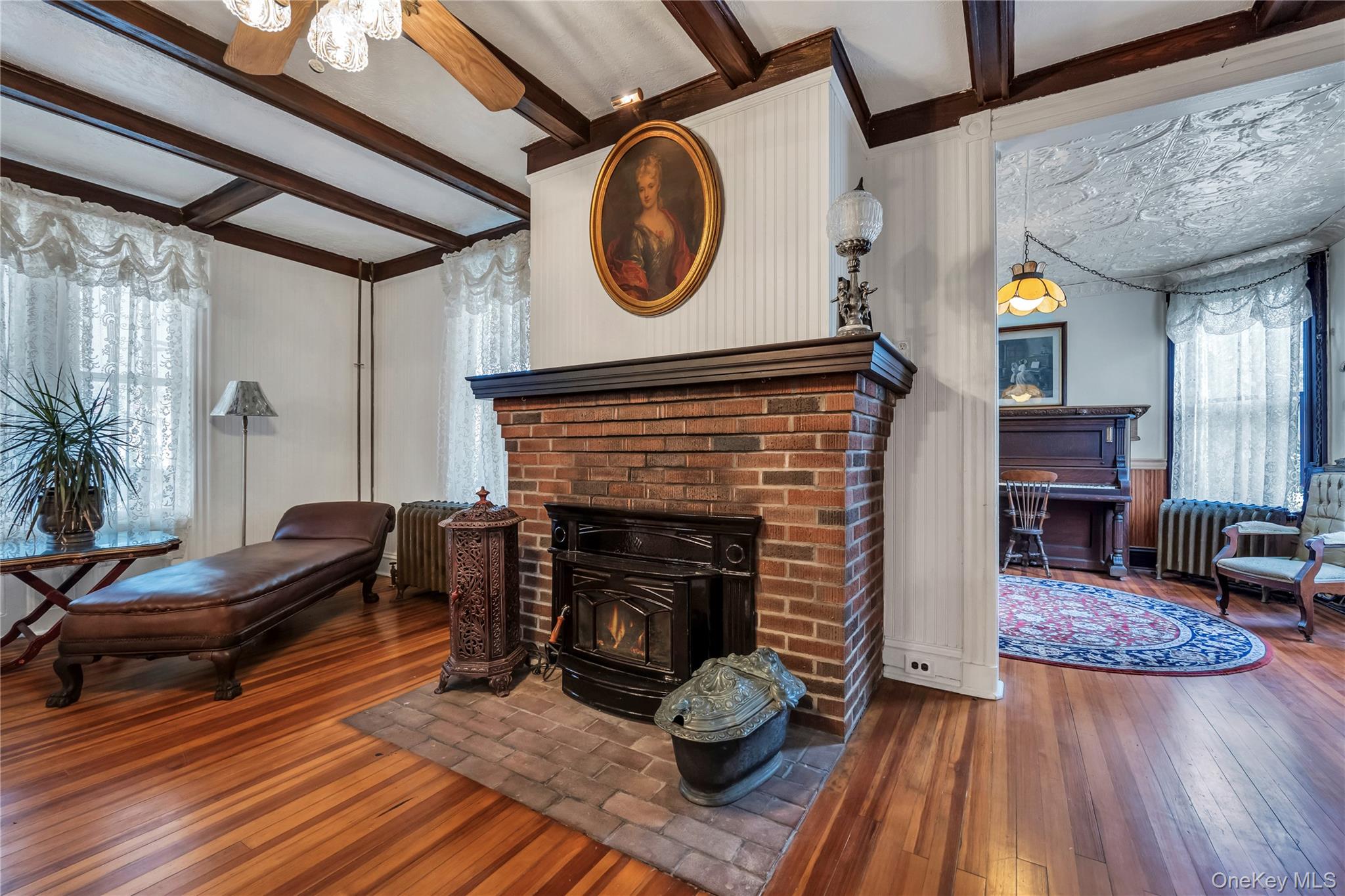 #11 photo, 430 Montauk Highway, サフォーク郡 East Moriches , NY 11940