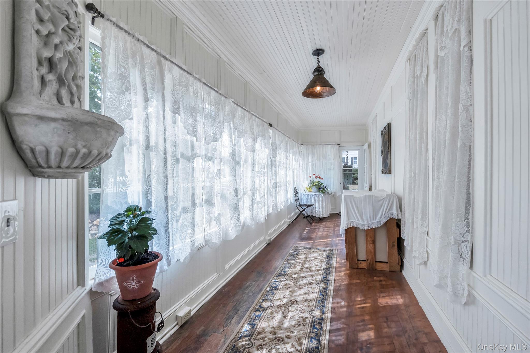 #19 photo, 430 Montauk Highway, サフォーク郡 East Moriches , NY 11940