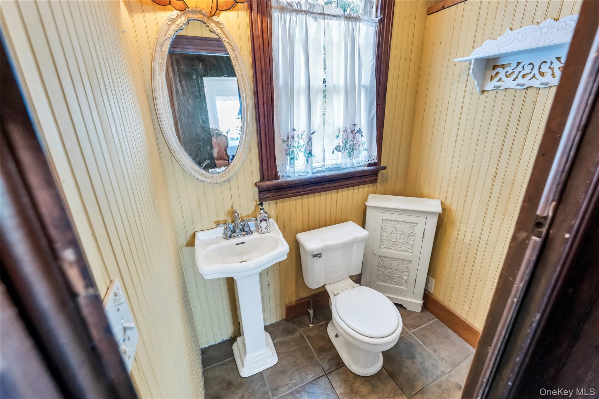 #20 photo, 430 Montauk Highway, サフォーク郡 East Moriches , NY 11940