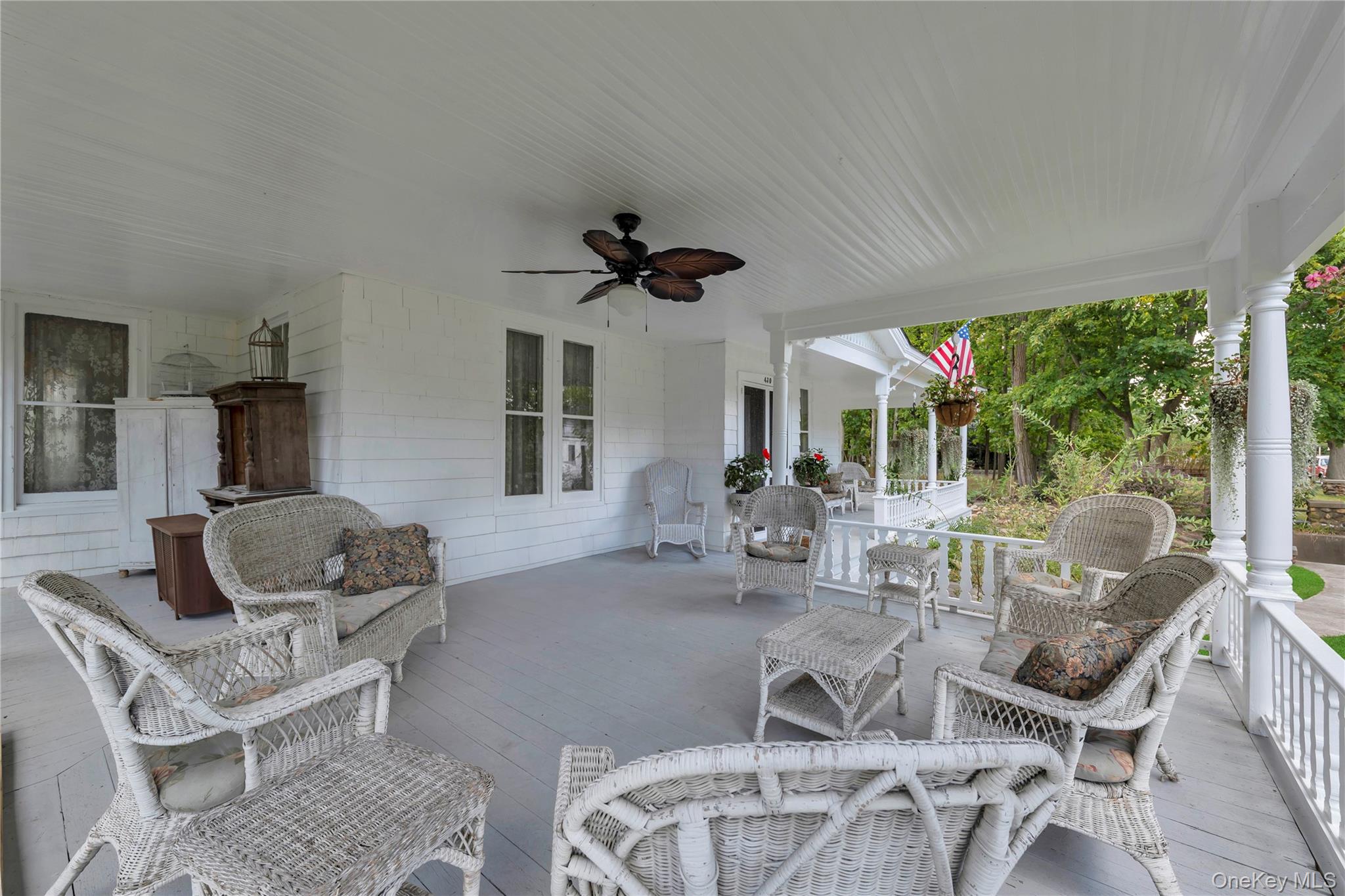 #4 photo, 430 Montauk Highway, サフォーク郡 East Moriches , NY 11940