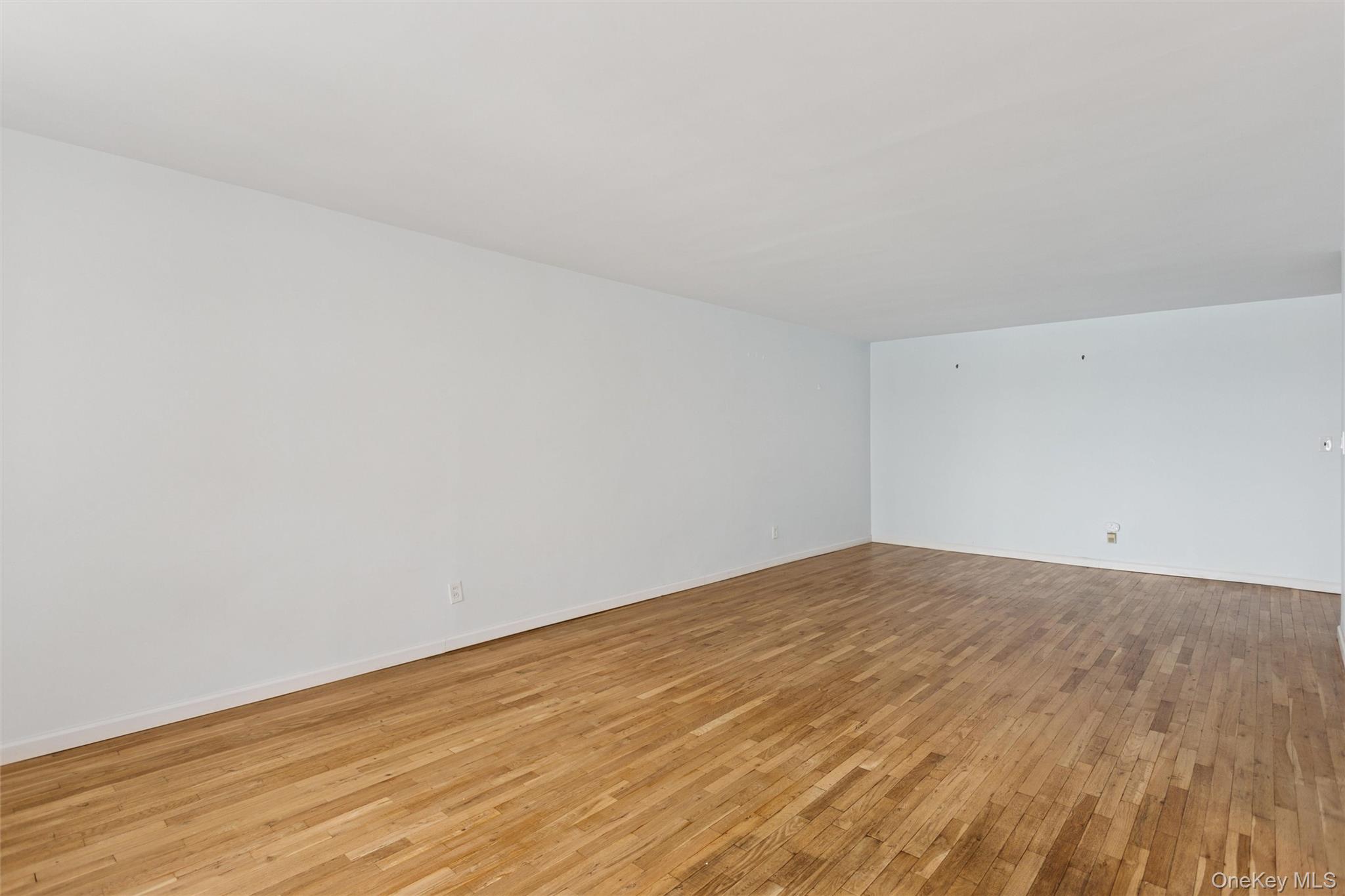 #15 photo, 666 Shore Road, ナッソー郡 Long Beach , NY 11561