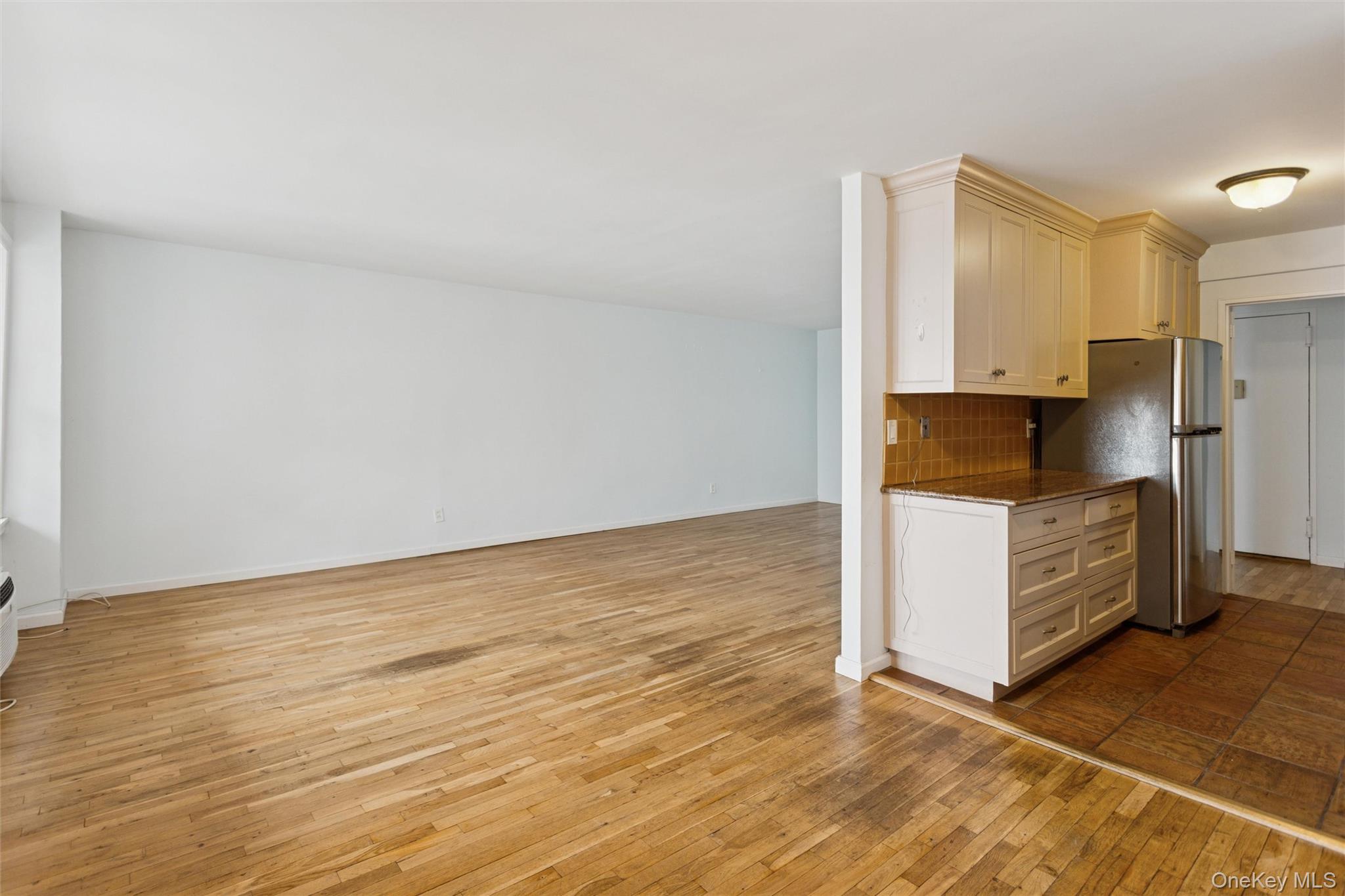 #18 photo, 666 Shore Road, ナッソー郡 Long Beach , NY 11561