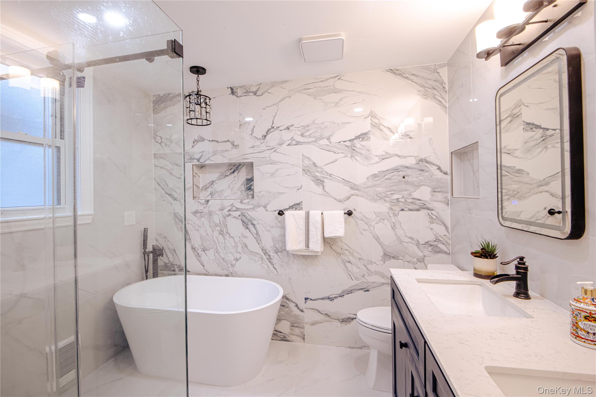 #13 photo, 251 E Grand St, Fleetwood , NY 10552