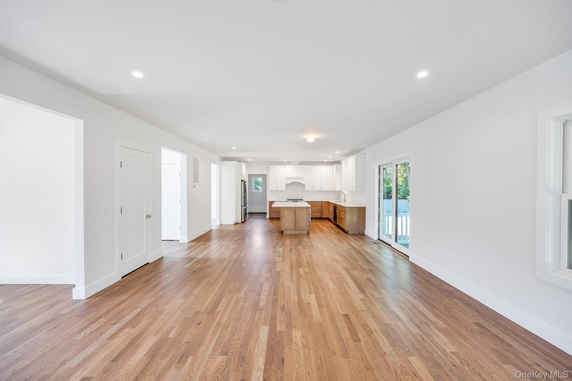 #20 photo, 84 W James Hawkins Road, サフォーク郡 Moriches , NY 11955