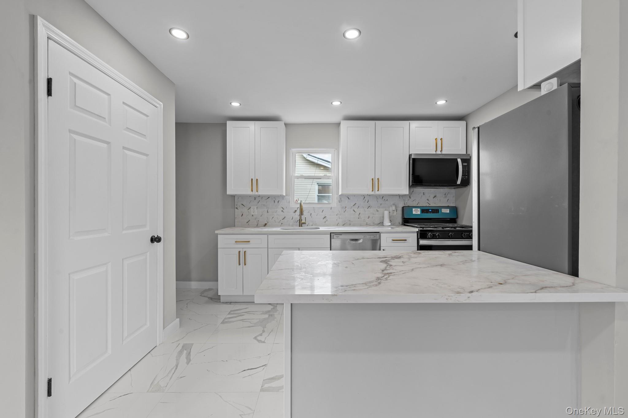 #3 photo, 131-35 222 Street, クイーンズ区 Laurelton , NY 11413