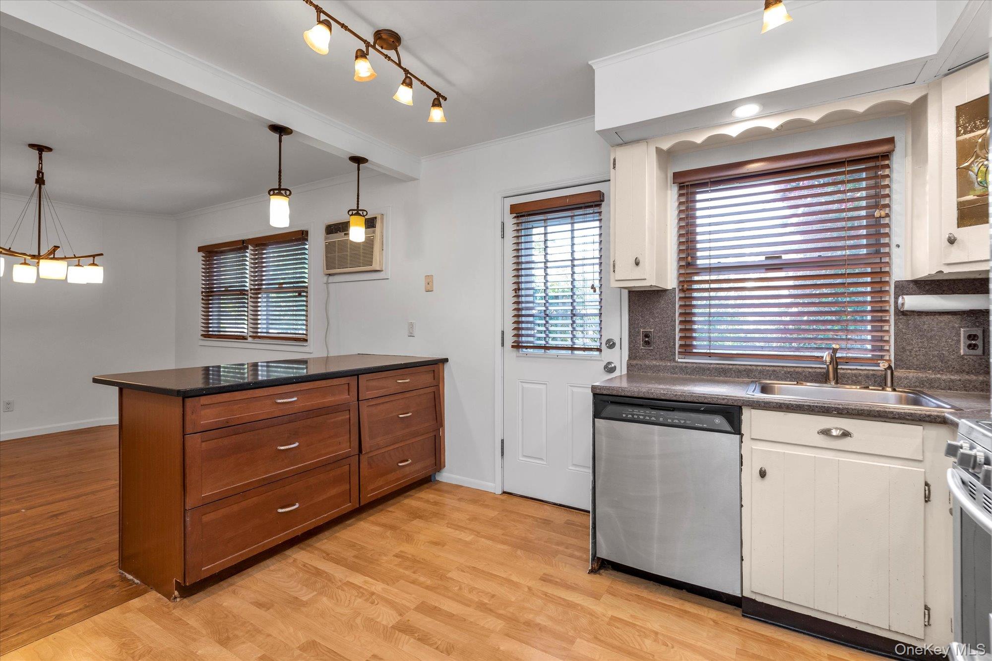 #10 photo, 2700 Fox Road, ナッソー郡 Baldwin , NY 11510