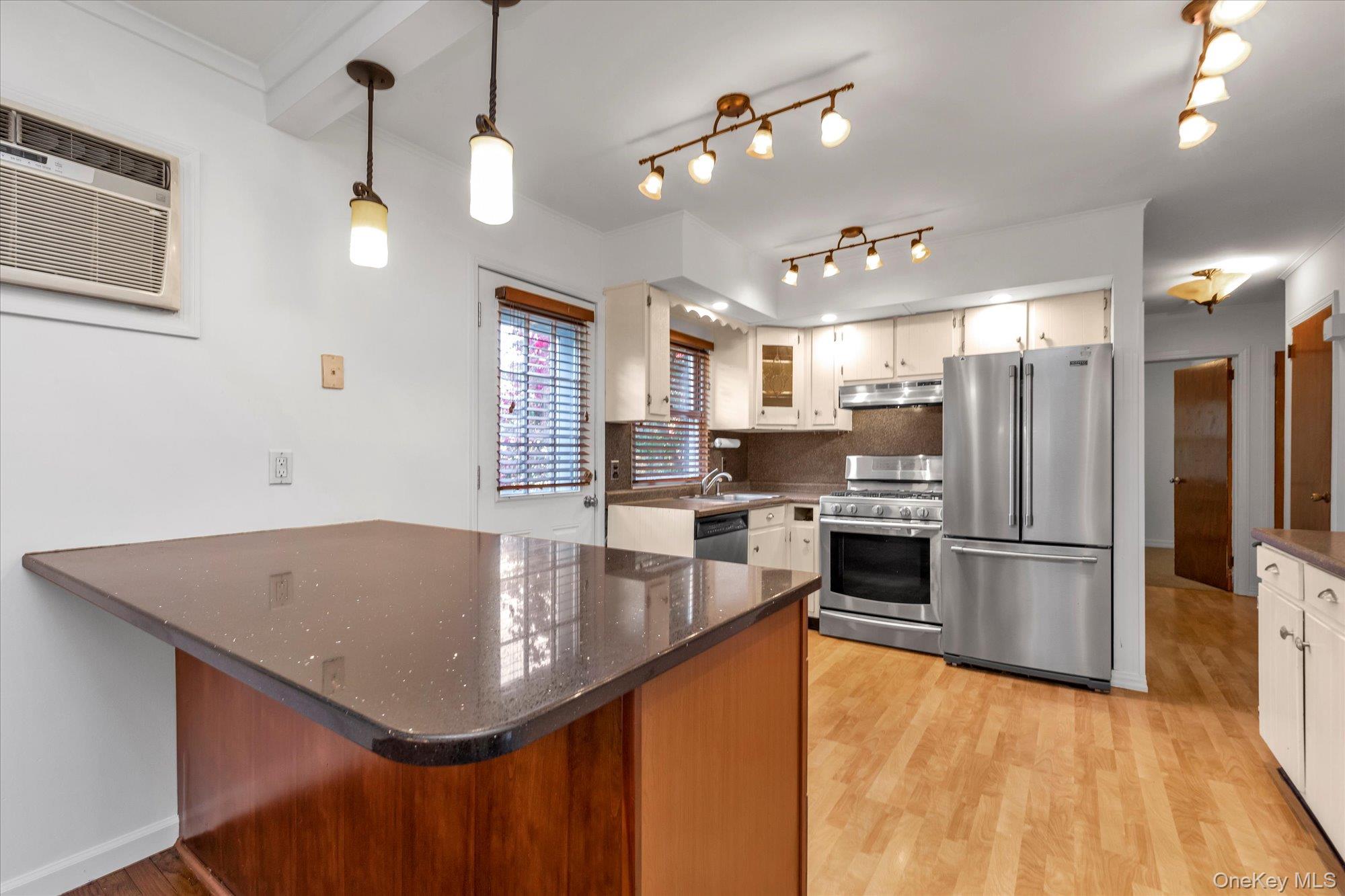 #7 photo, 2700 Fox Road, ナッソー郡 Baldwin , NY 11510