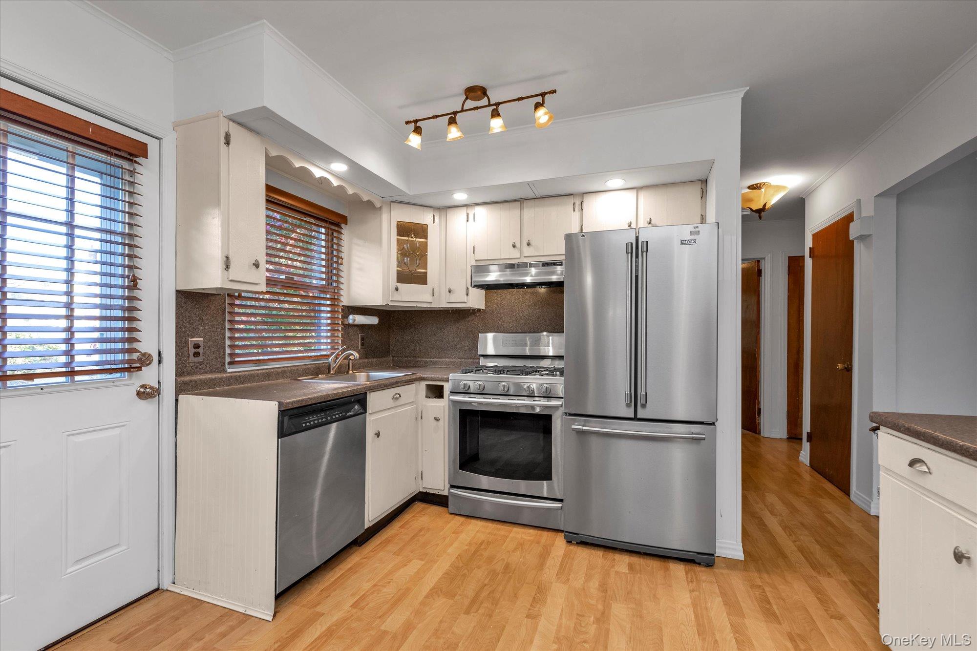 #8 photo, 2700 Fox Road, ナッソー郡 Baldwin , NY 11510