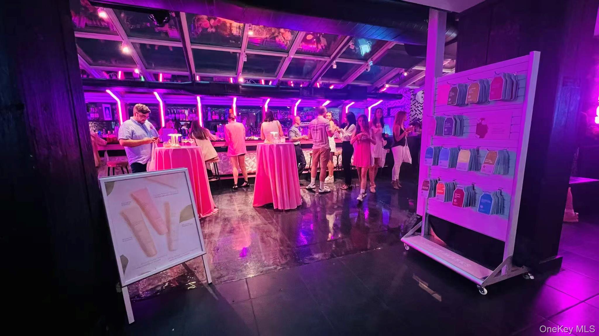 #6 photo, - 25th Street, マンハッタン New York (Manhattan) , NY 10001