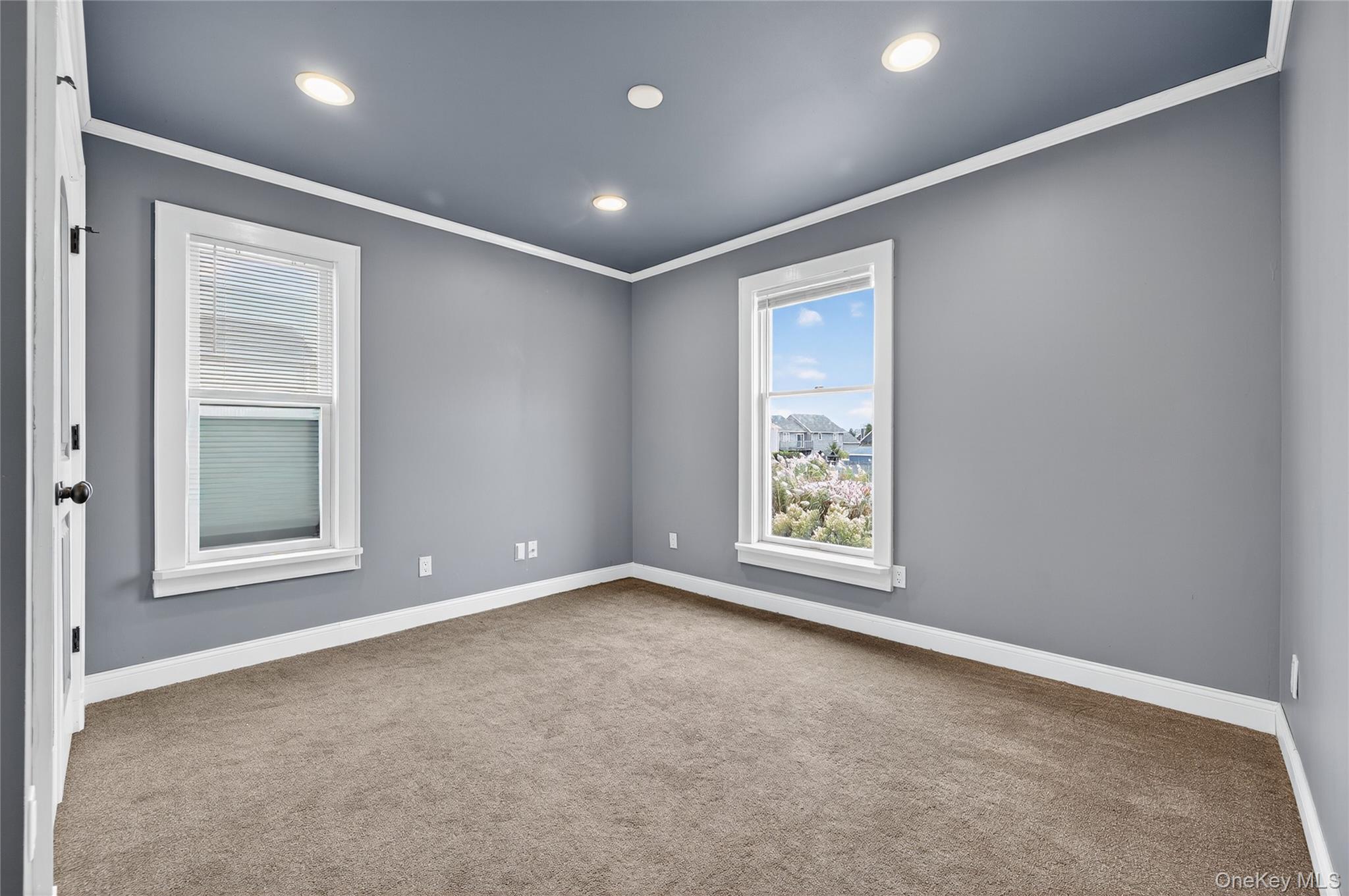 #15 photo, 88 Bayview Avenue, サフォーク郡 Lindenhurst , NY 11757