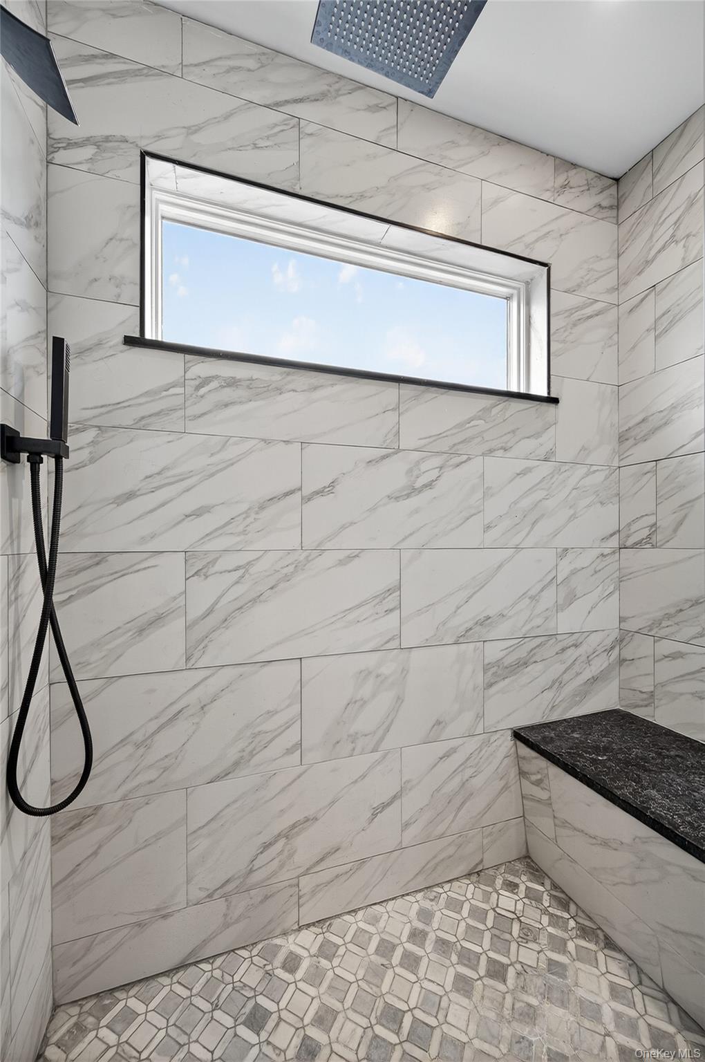 #18 photo, 88 Bayview Avenue, サフォーク郡 Lindenhurst , NY 11757