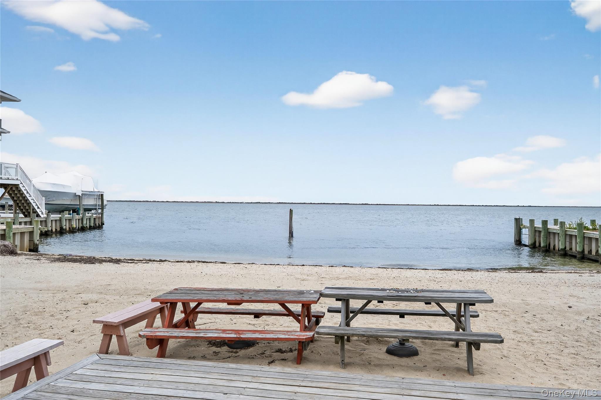 #3 photo, 88 Bayview Avenue, サフォーク郡 Lindenhurst , NY 11757