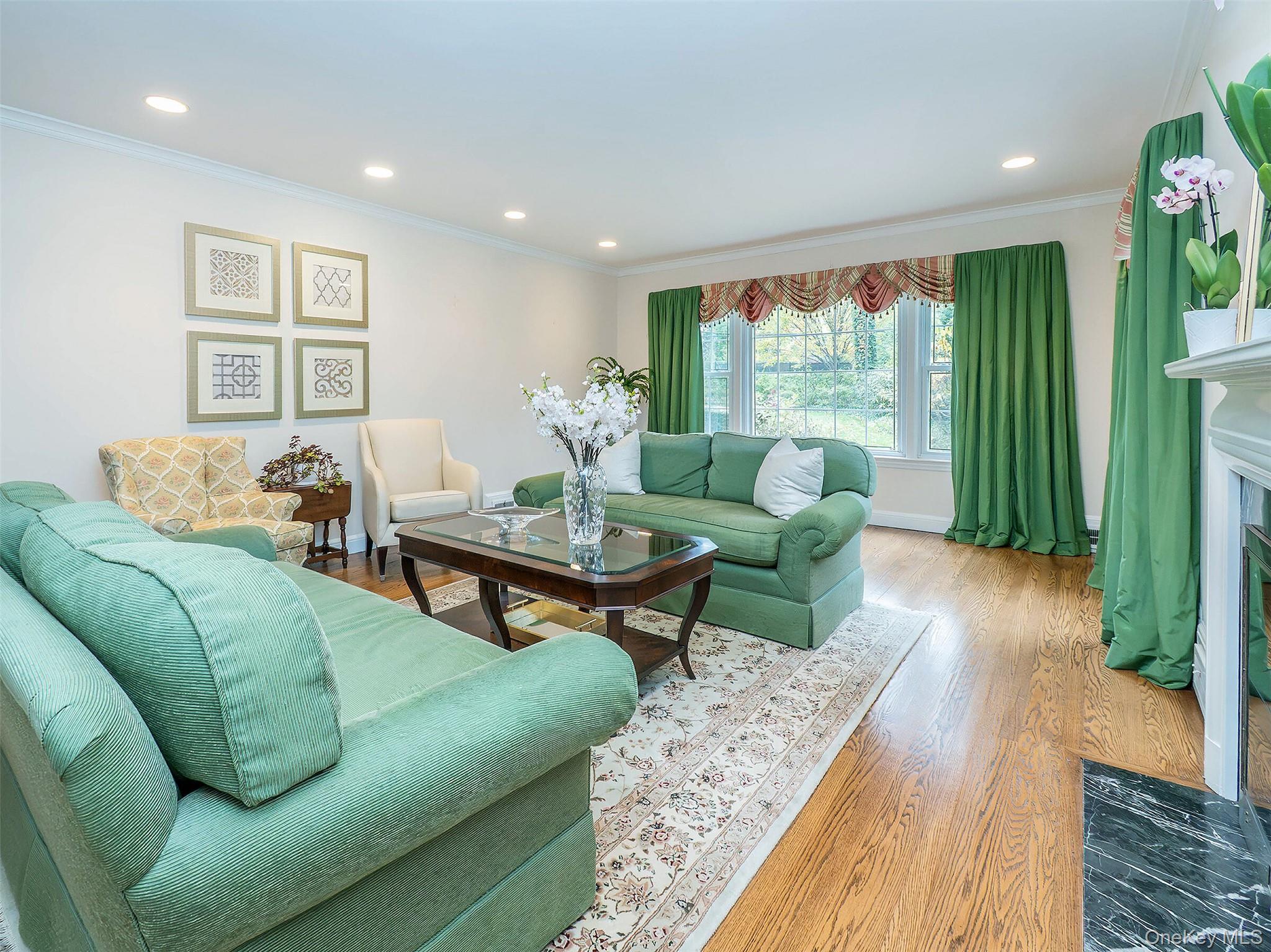 #5 photo, 38 Wensley Drive, ナッソー郡 Great Neck , NY 11021