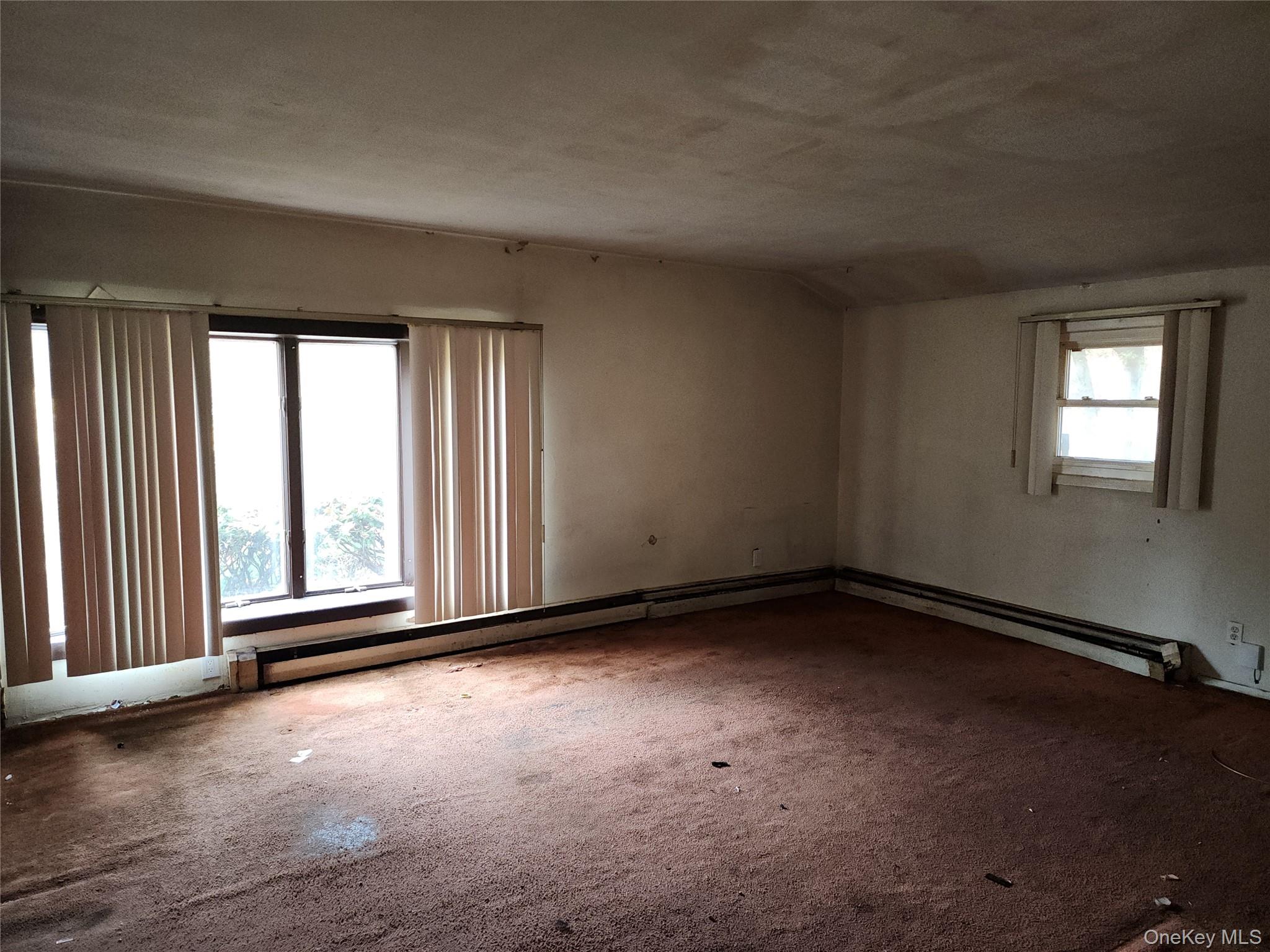 #5 photo, 48 Hawkins Road, サフォーク郡 Centereach , NY 11720