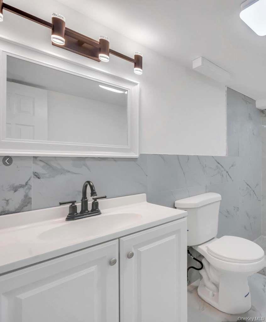 #19 photo, 2737 Sheila Court, ナッソー郡 East Meadow , NY 11554