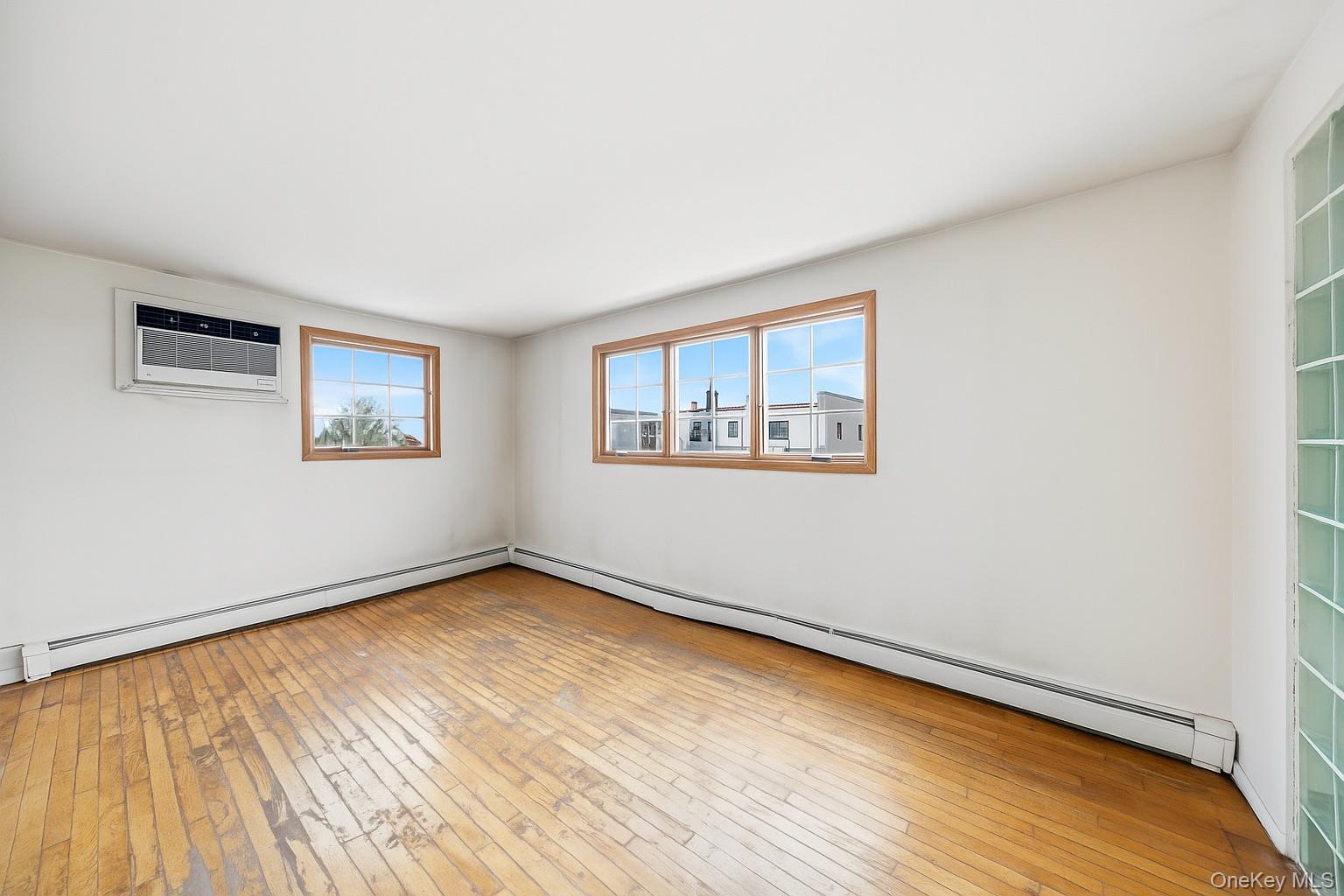 #17 photo, 107 1st Place, Bellmore , NY 11710