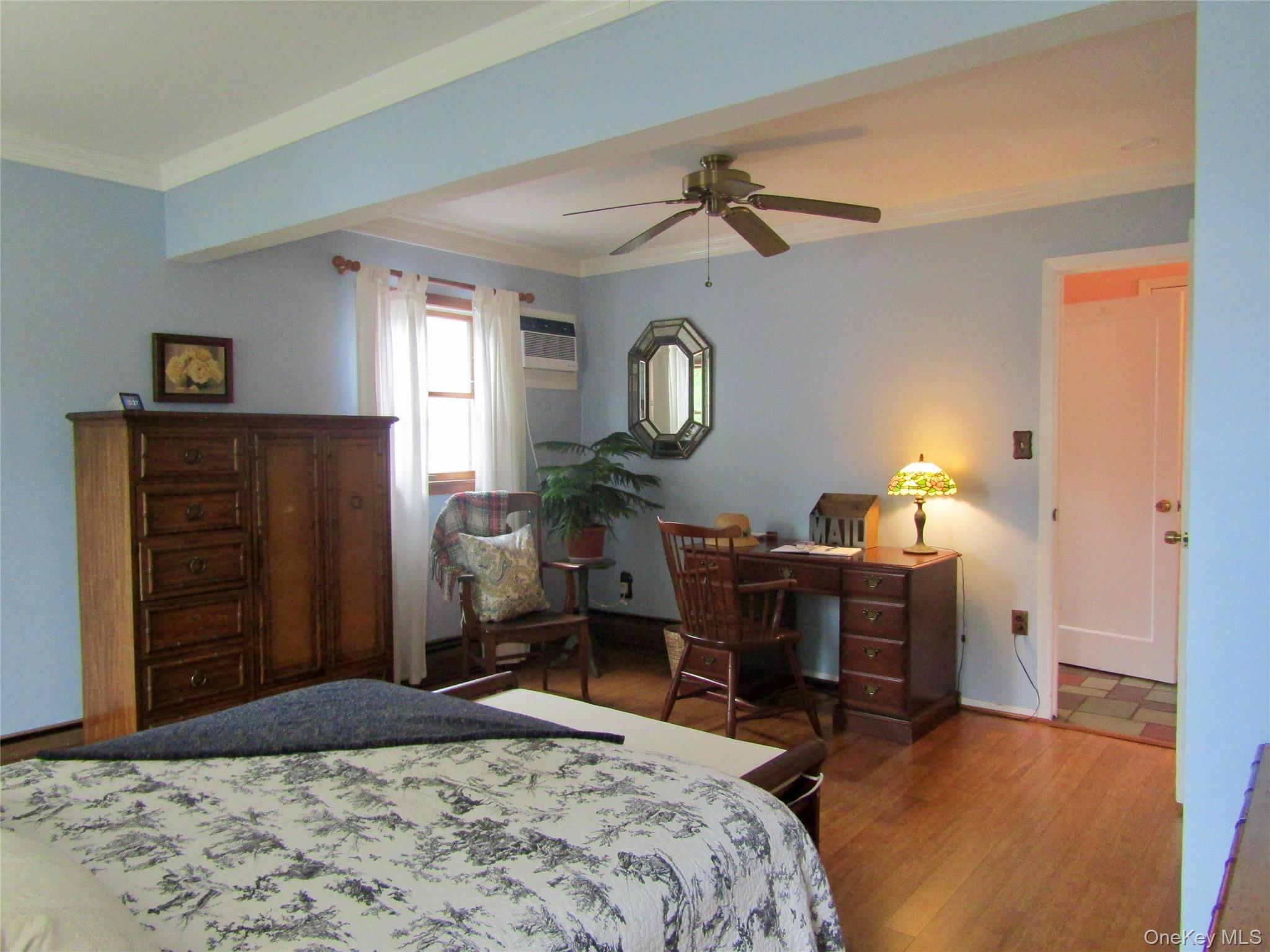 #14 photo, 25 Pinetree Lane, ナッソー郡 Levittown , NY 11756