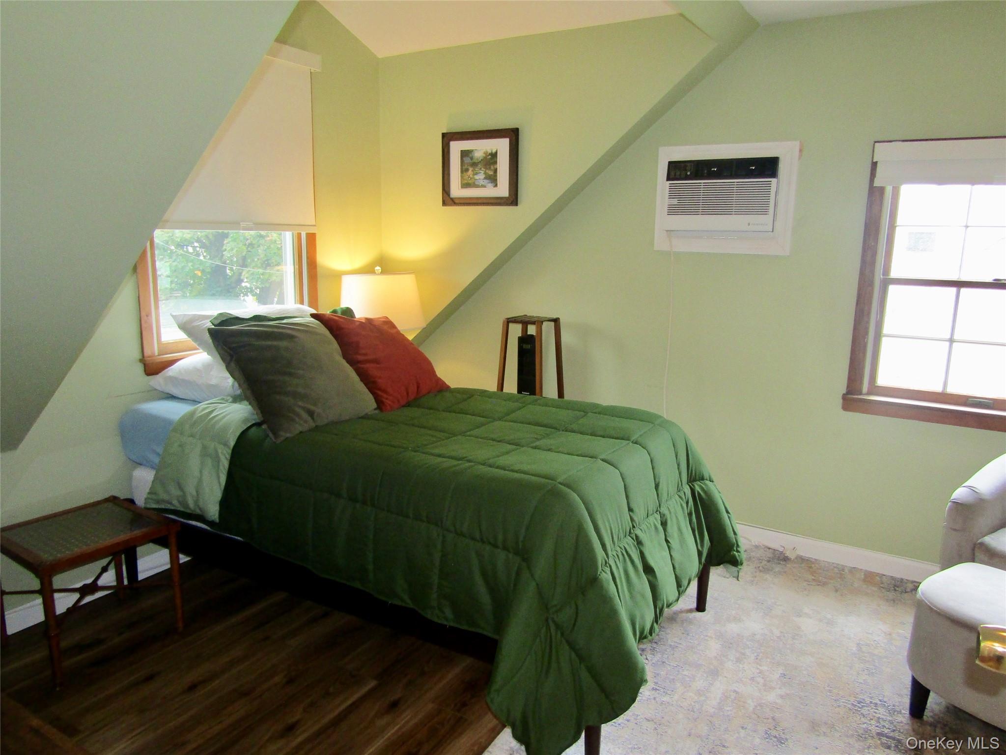 #17 photo, 25 Pinetree Lane, ナッソー郡 Levittown , NY 11756