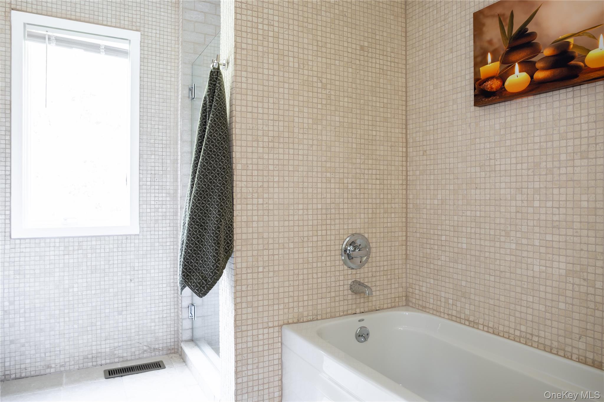 #15 photo, 15 Pheasant Run, Quogue , NY 11959