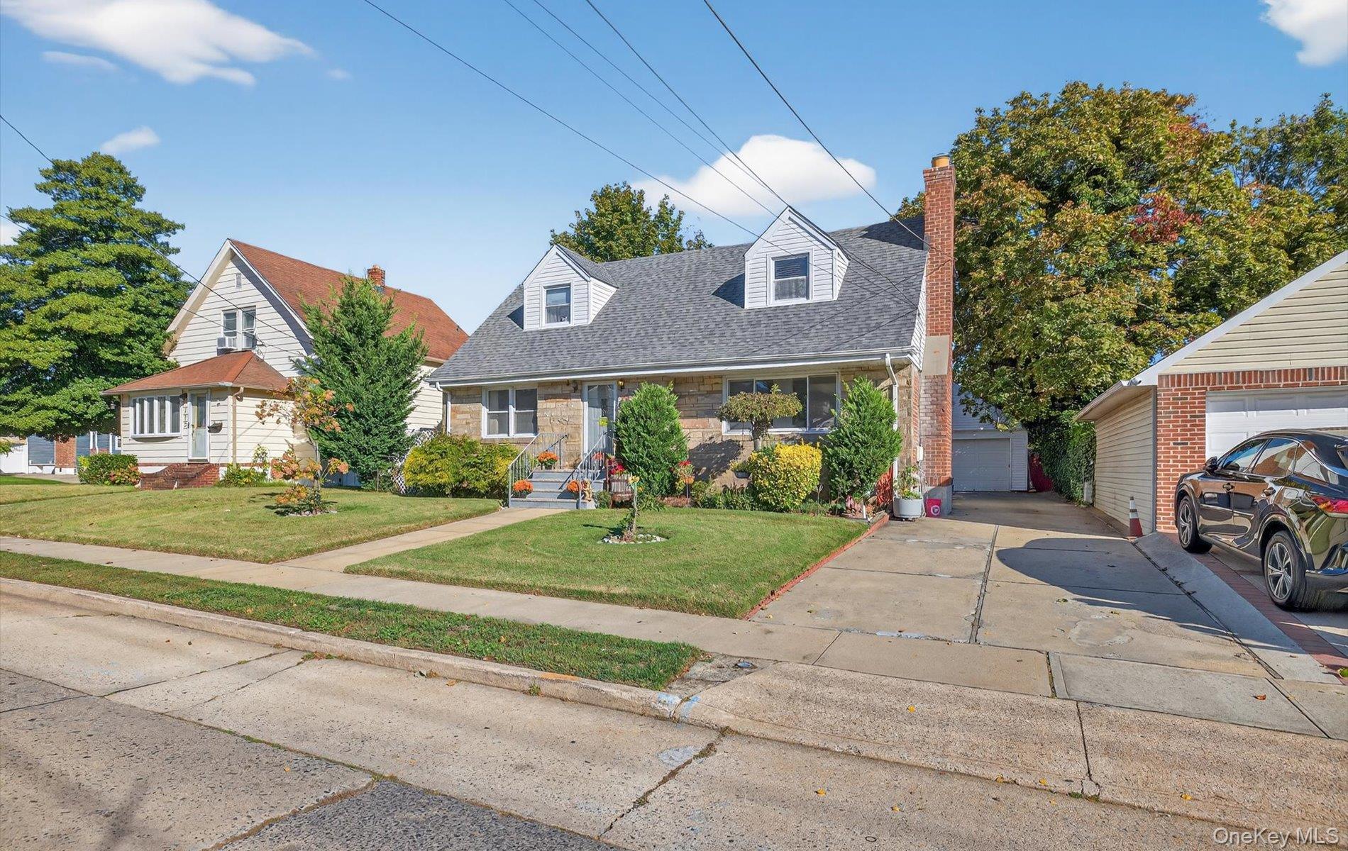 #3 photo, 169 W Valley Stream Boulevard, ナッソー郡 Valley Stream , NY 11580