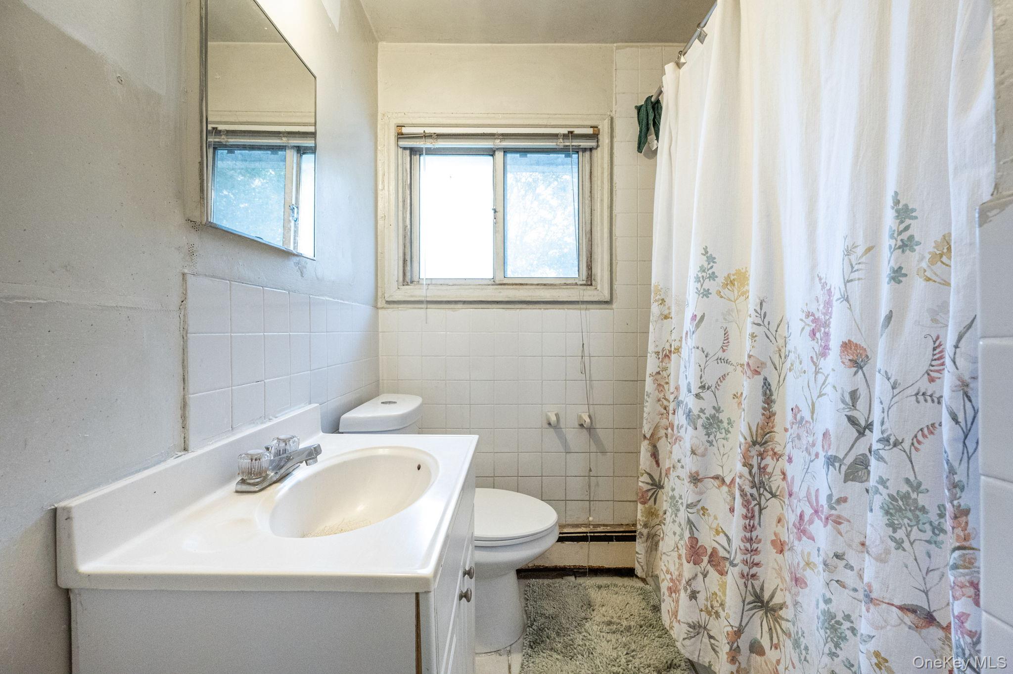 #11 photo, 38 Somerset Road, サフォーク郡 Amityville , NY 11701