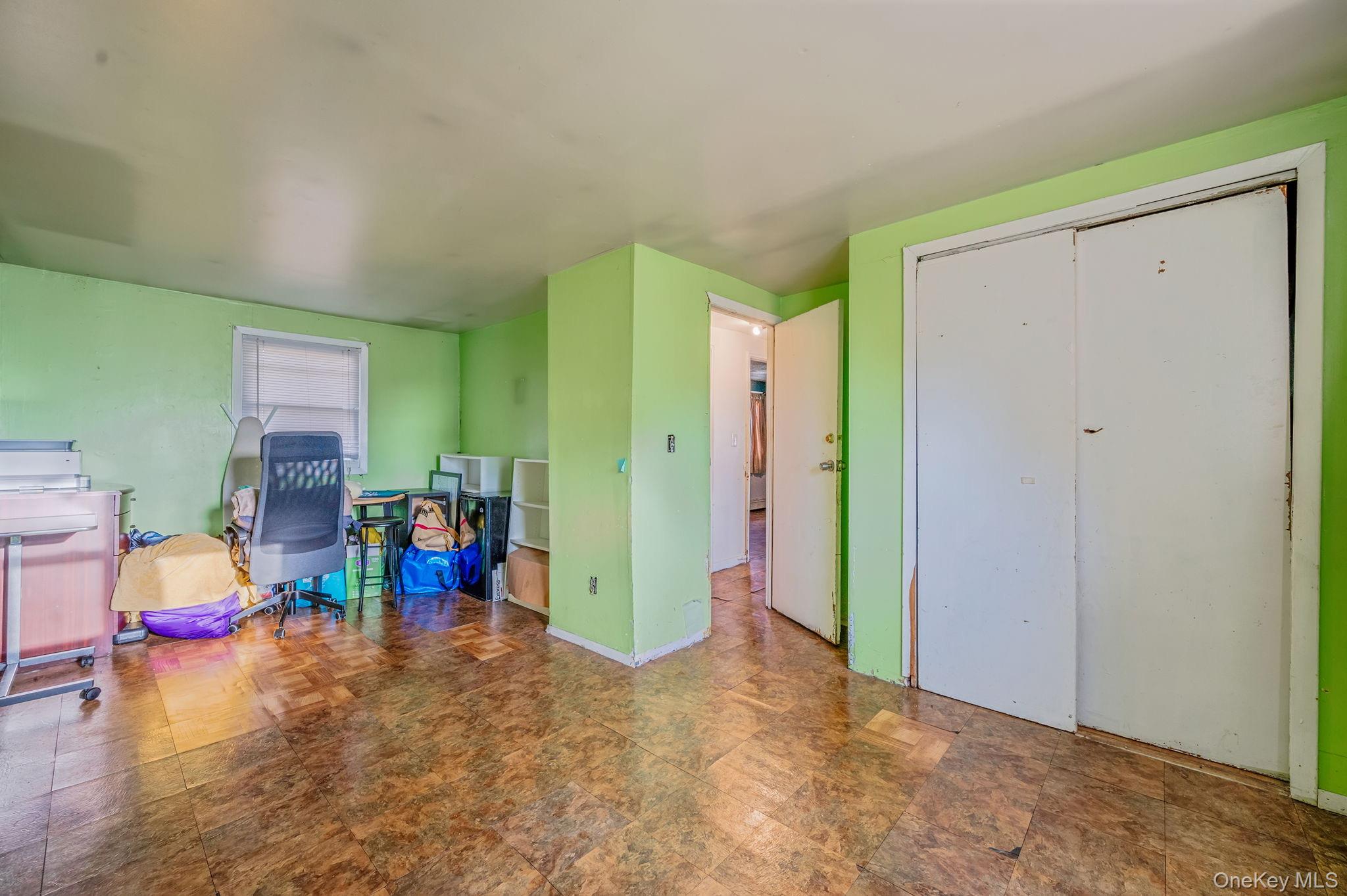 #15 photo, 38 Somerset Road, サフォーク郡 Amityville , NY 11701