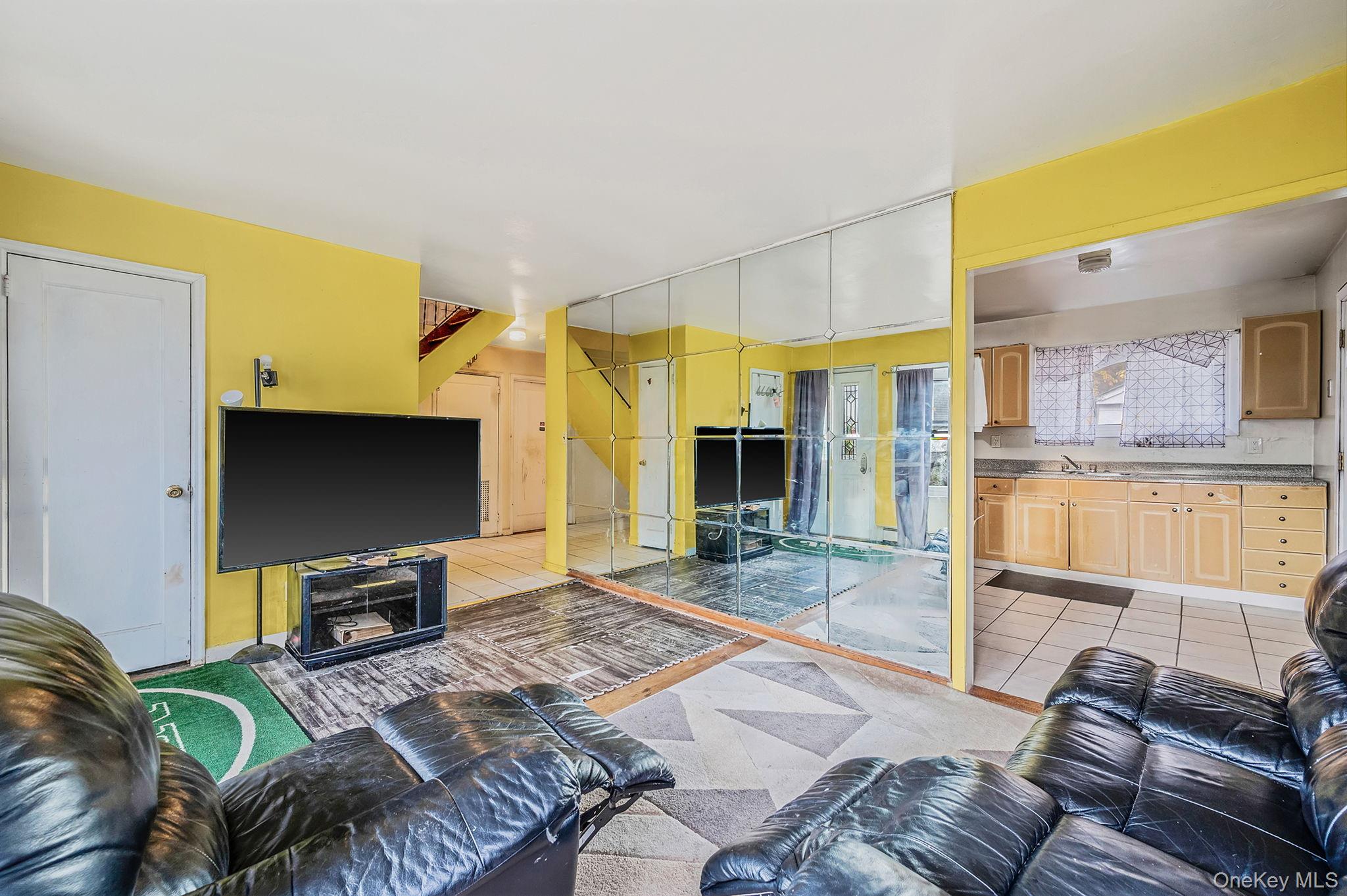 #5 photo, 38 Somerset Road, サフォーク郡 Amityville , NY 11701