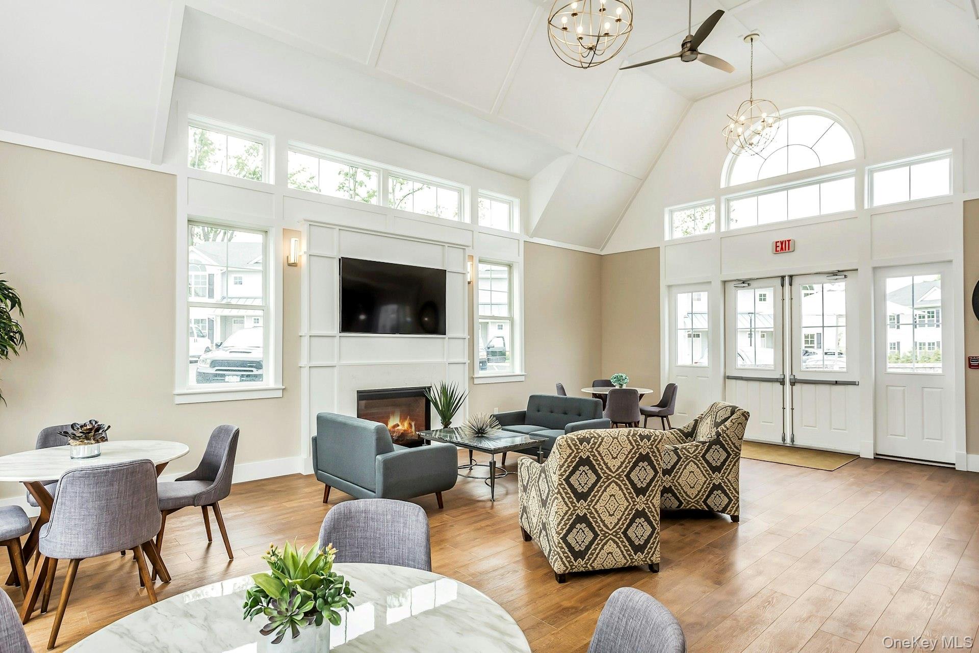 #19 photo, 512 Breton Way, ナッソー郡 Glen Cove , NY 11542