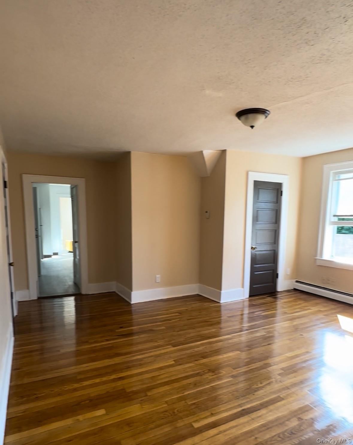 #4 photo, 31-33 Elmer Street, Call Listing Agent , CT 06120