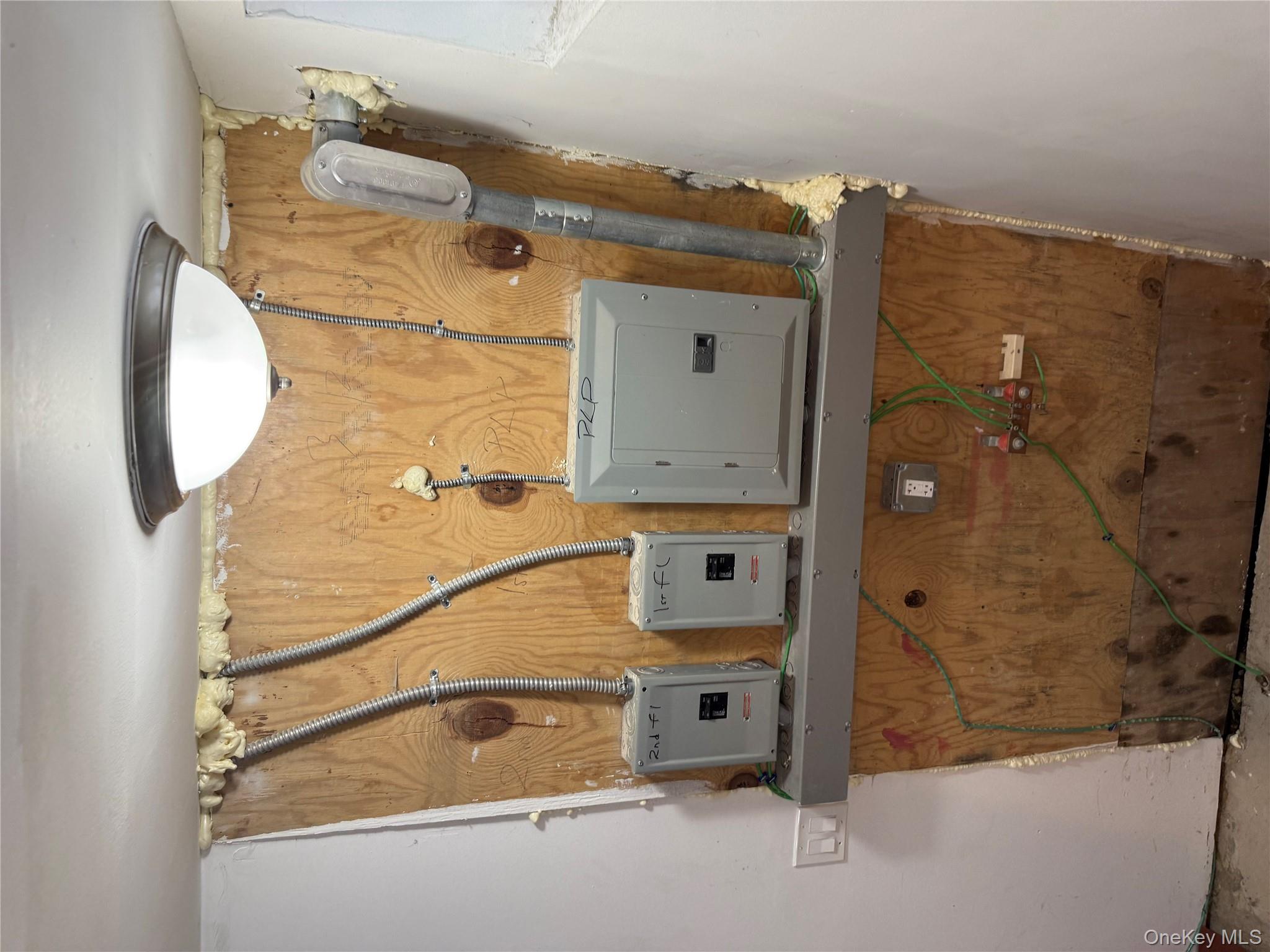 #12 photo, 182-04 91st Avenue, クイーンズ区 Hollis , NY 11423