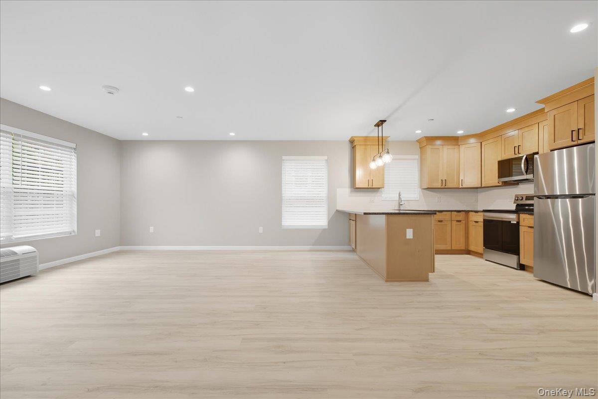 #7 photo, 71 N Main Street, ナッソー郡 Freeport , NY 11520