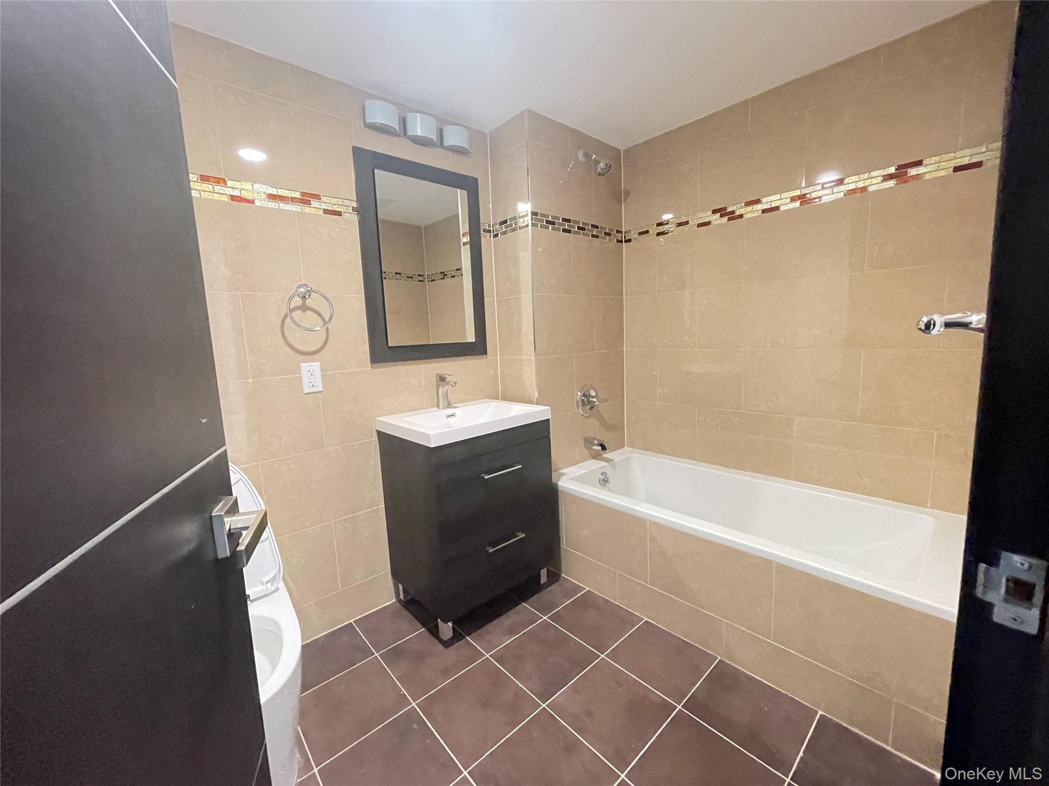 #7 photo, 35-20 146th Street, クイーンズ区 Flushing , NY 11354