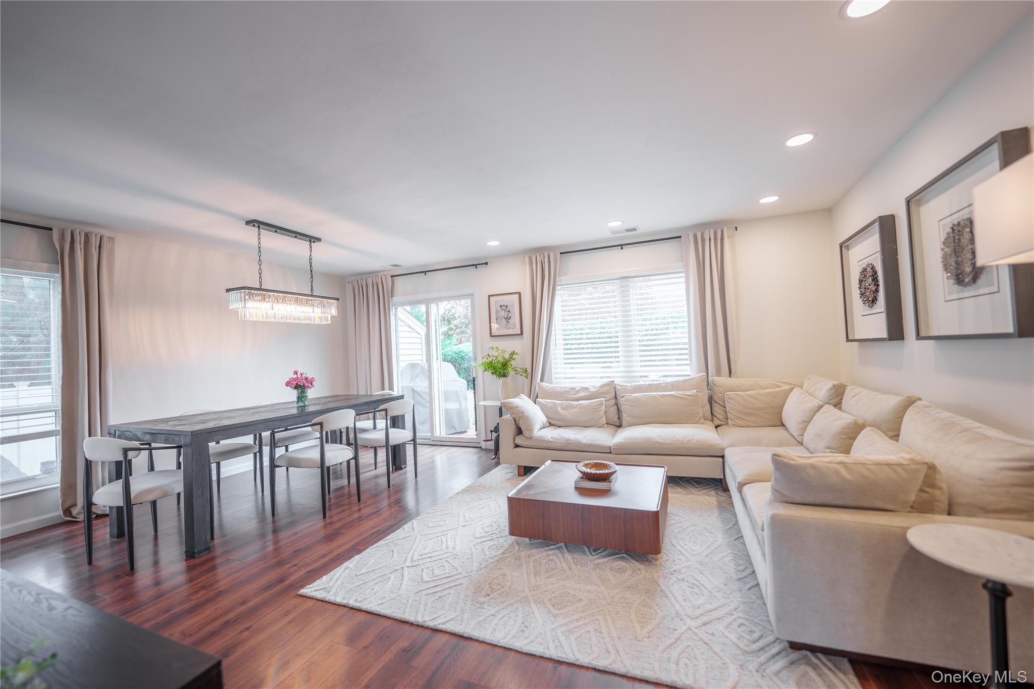 #8 photo, 100 Baker Court, ナッソー郡 Island Park , NY 11558