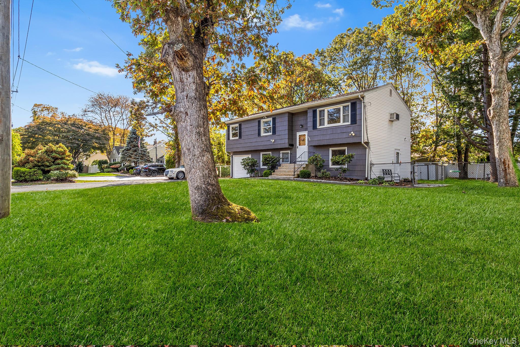 #2 photo, 754 Broadway, サフォーク郡 Brentwood , NY 11717