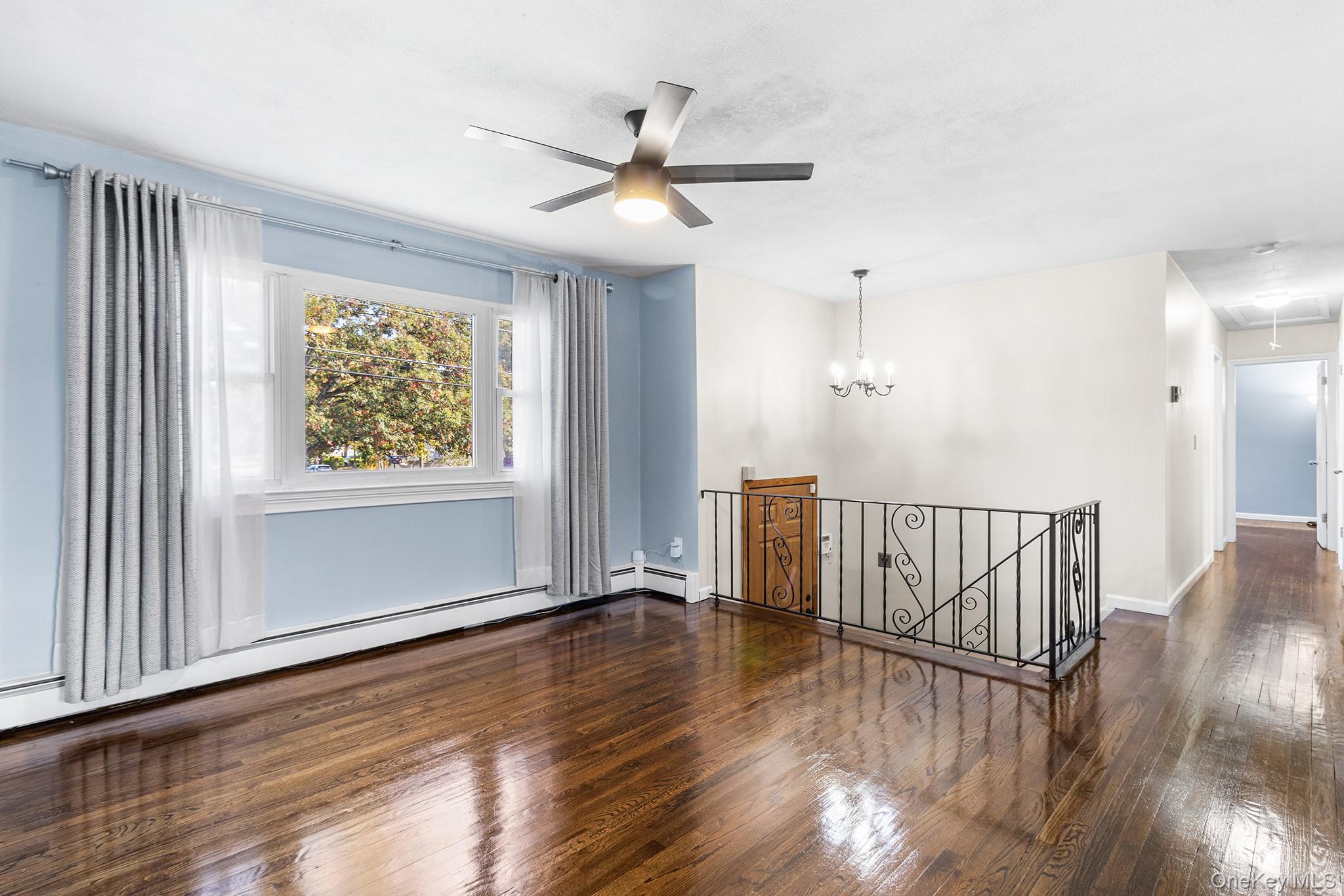 #5 photo, 754 Broadway, サフォーク郡 Brentwood , NY 11717