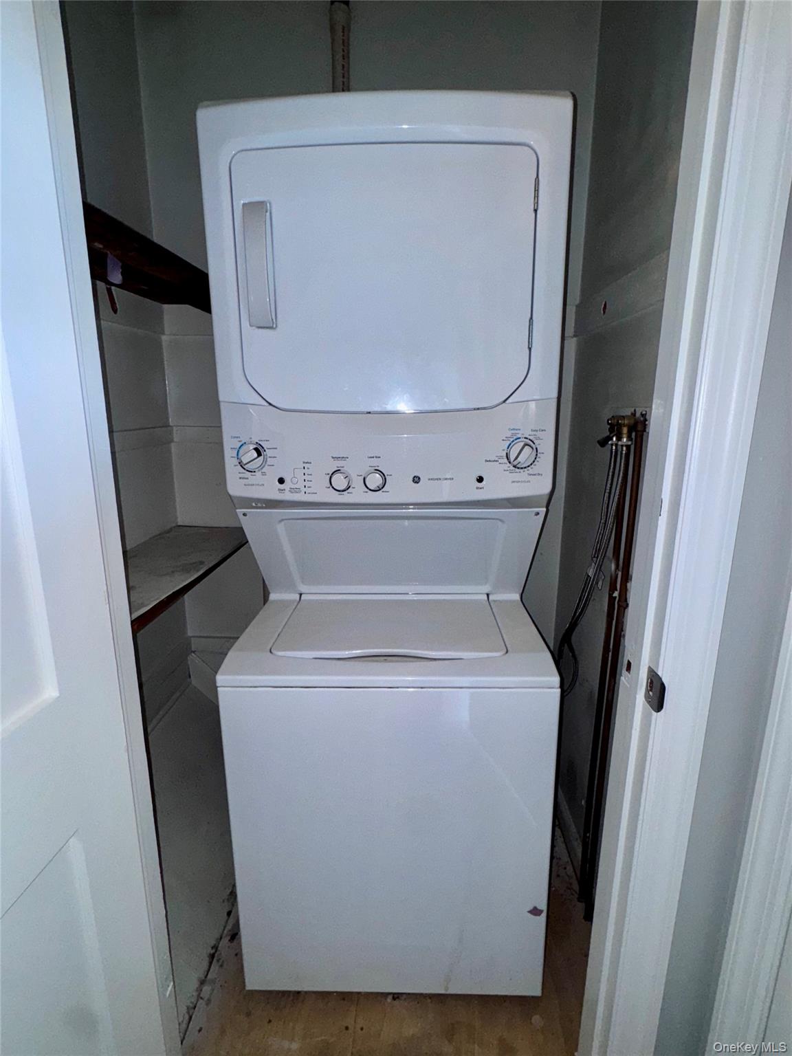 #12 photo, 68 Wolfle Street, ナッソー郡 Glen Cove , NY 11542