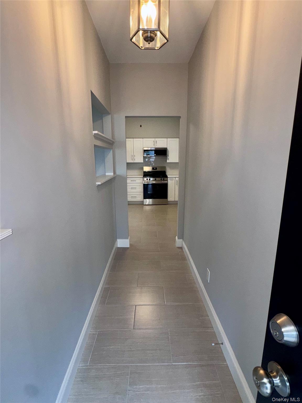 #3 photo, 68 Wolfle Street, ナッソー郡 Glen Cove , NY 11542