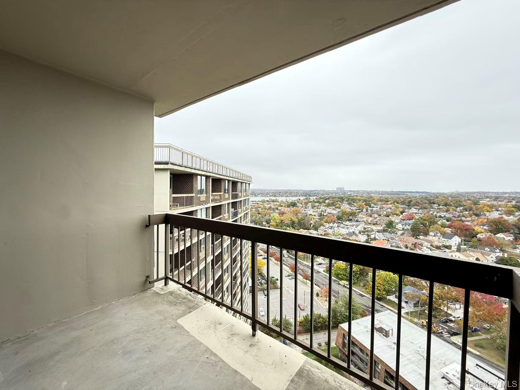 #18 photo, 2 Bay Club Drive, クイーンズ区 Bayside , NY 11360