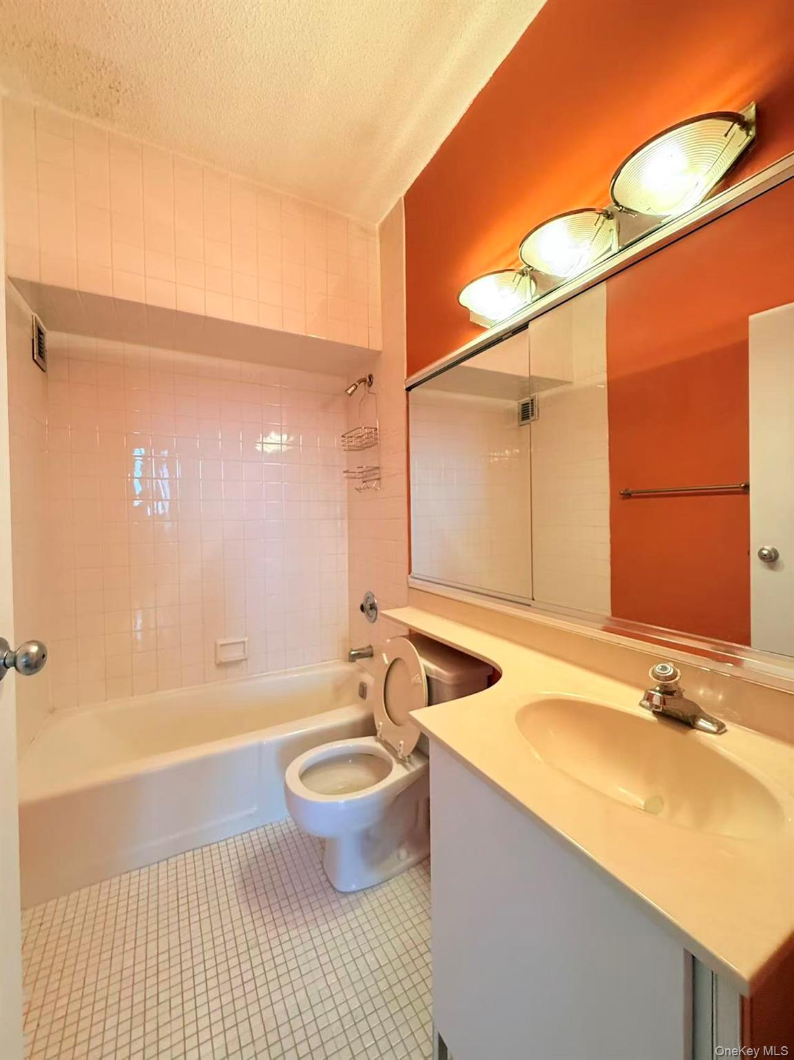 #9 photo, 2 Bay Club Drive, クイーンズ区 Bayside , NY 11360