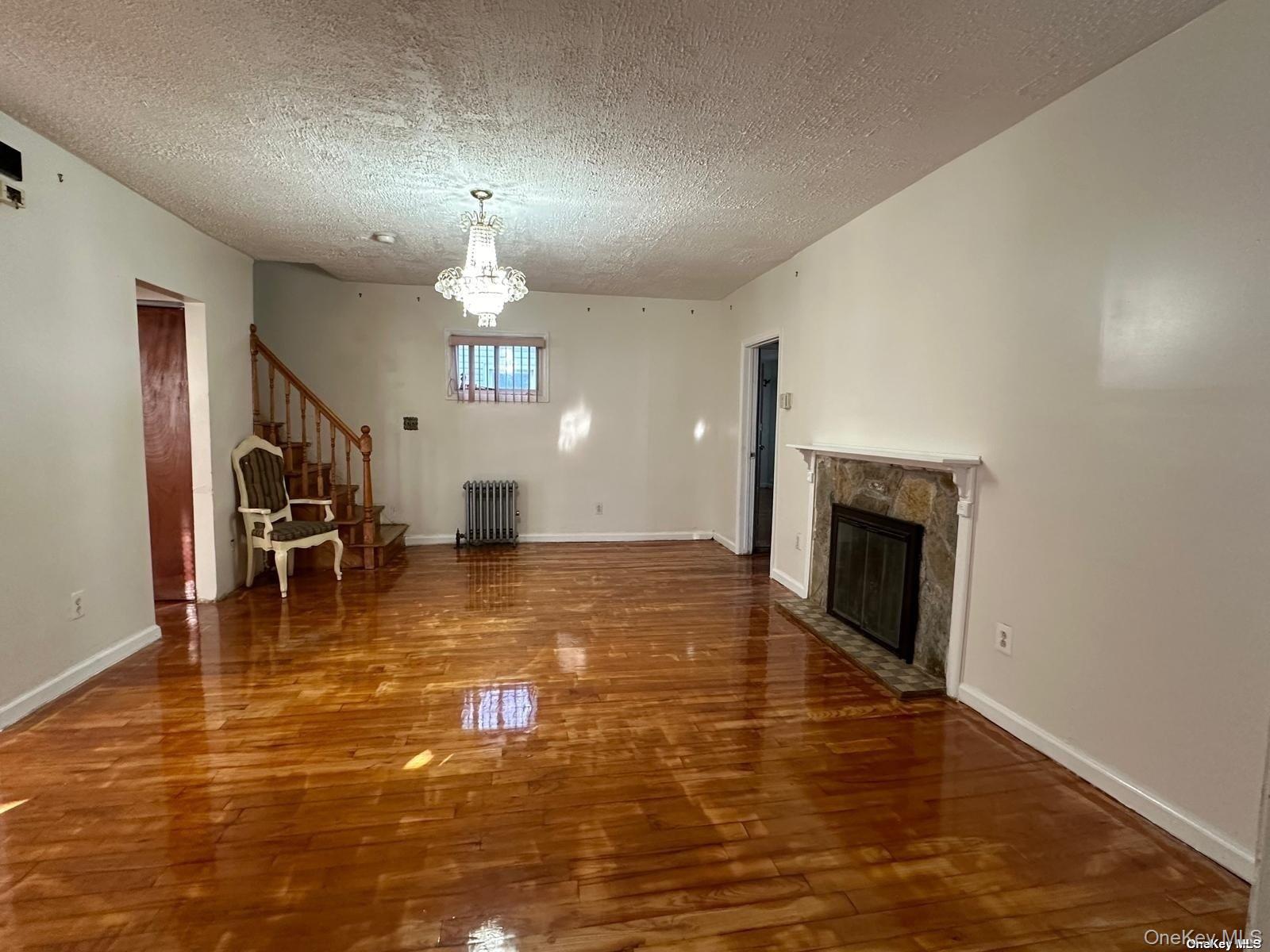 #14 photo, 215-16 111th Avenue, クイーンズ区 Queens Village , NY 11429