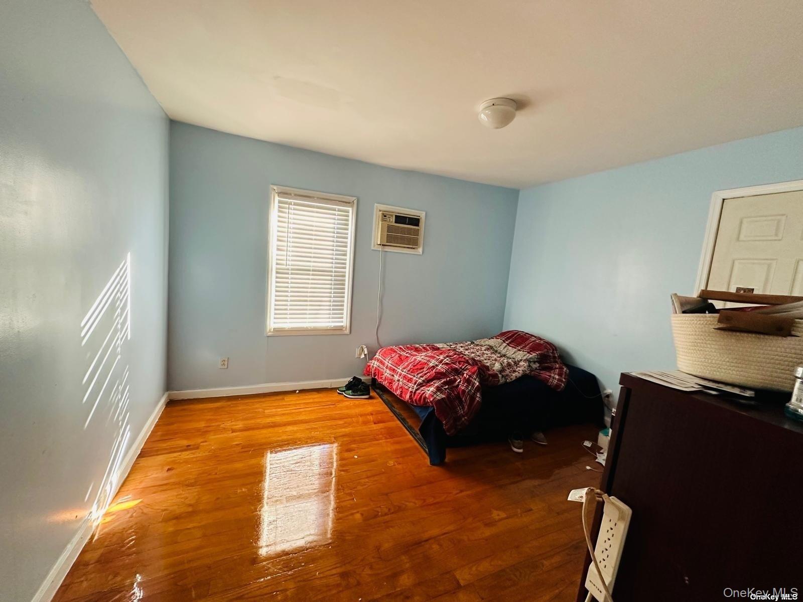 #8 photo, 215-16 111th Avenue, クイーンズ区 Queens Village , NY 11429