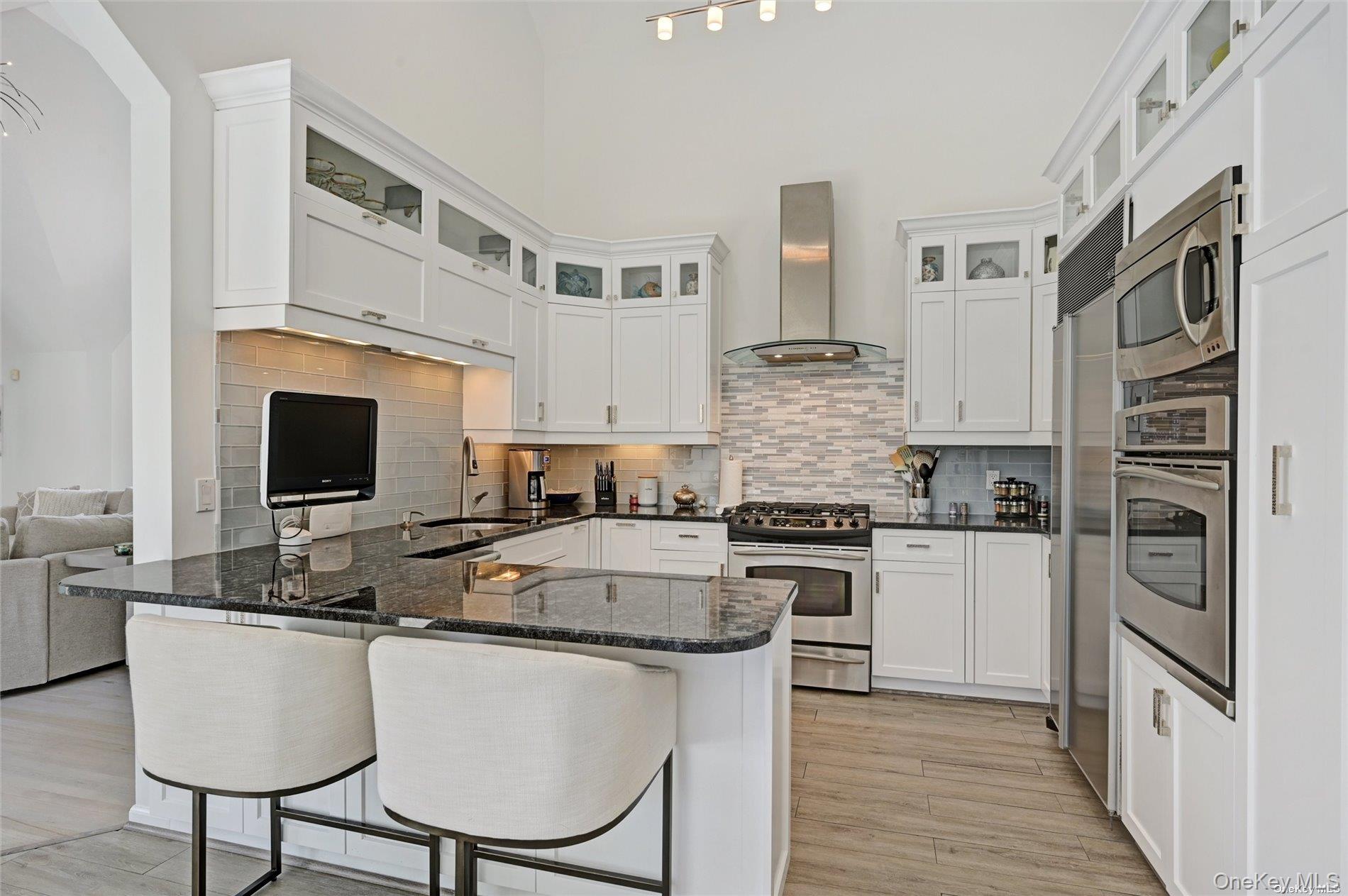 #9 photo, 16 Laila Lane, サフォーク郡 Remsenburg , NY 11960