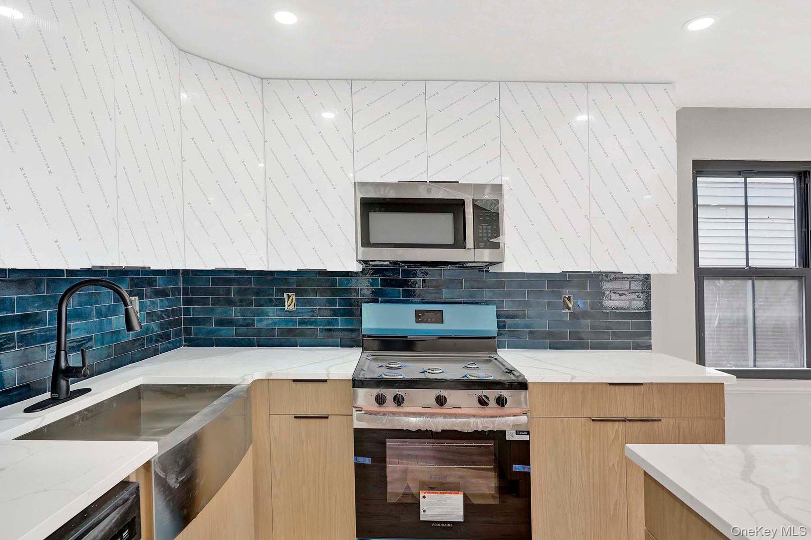 #9 photo, 338 Calhoun Avenue, ブロンクス区 Bronx , NY 10465