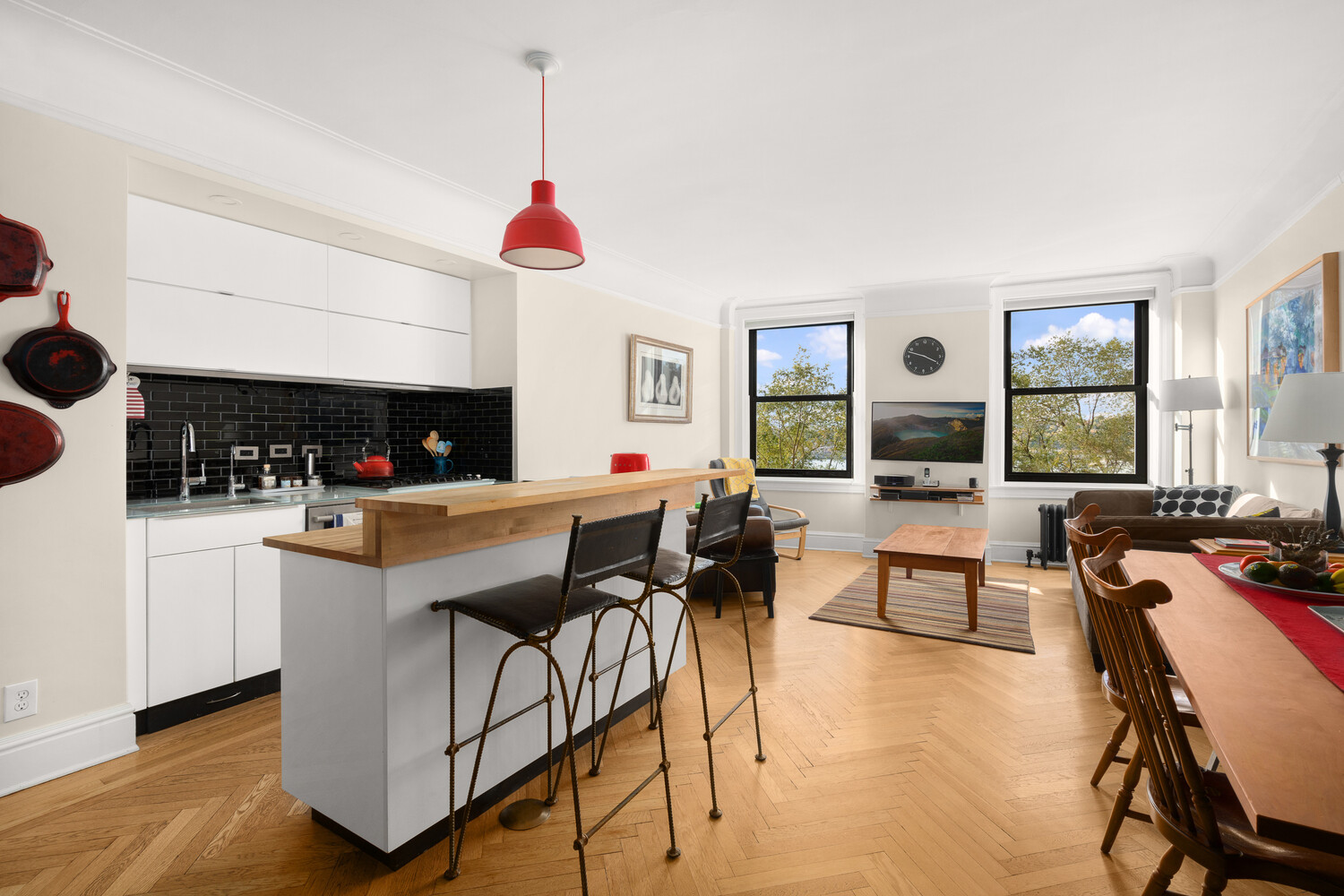 #1 photo, 395 RIVERSIDE Drive, マンハッタン Morningside Heights , NY 10025