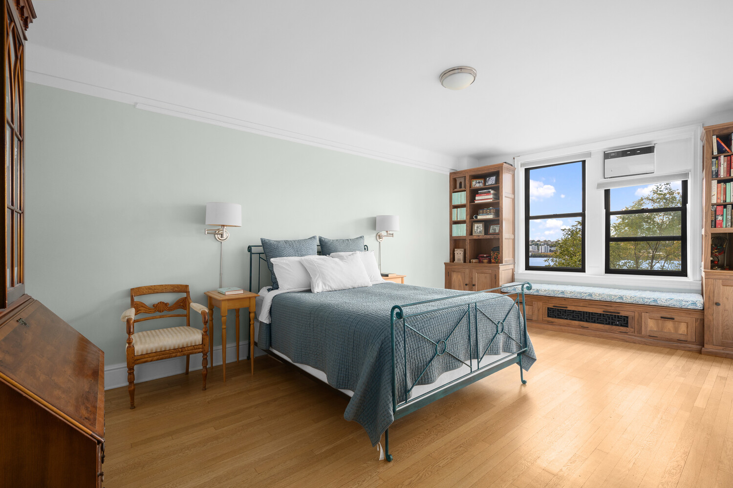 #5 photo, 395 RIVERSIDE Drive, マンハッタン Morningside Heights , NY 10025