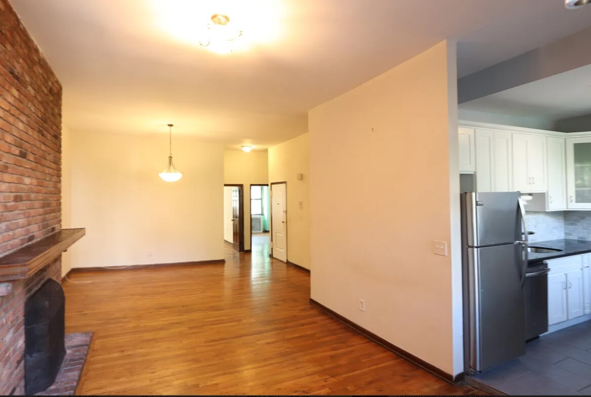 #3 photo, 115 1ST Place, ブルックリン区 Carroll Gardens , NY 11231