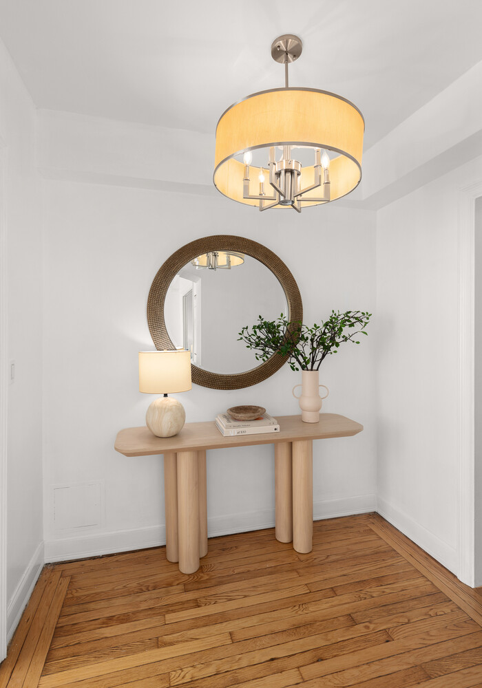 #5 photo, 353 W 56TH Street, マンハッタン Hells Kitchen , NY 10019